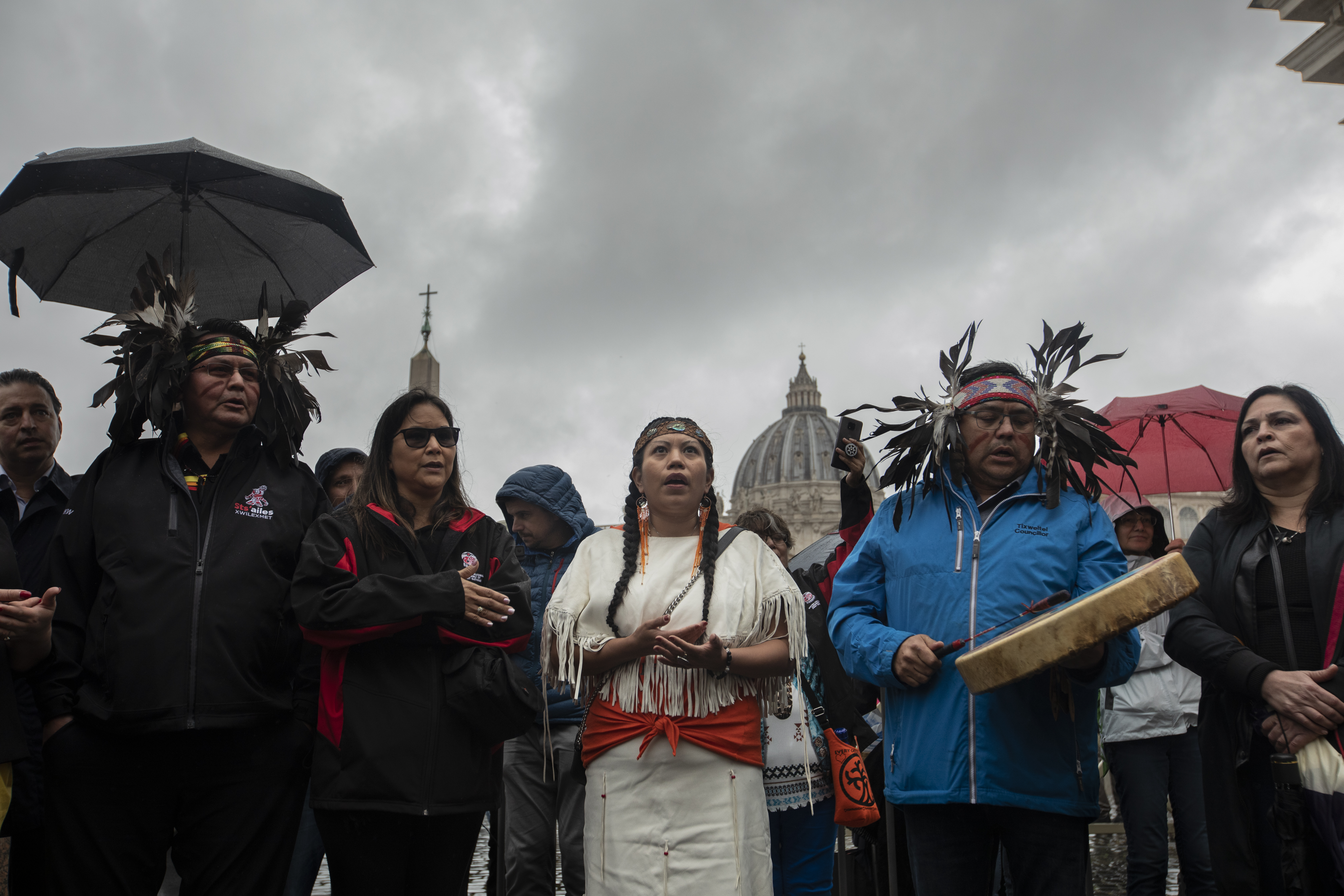 Laurelei Williams, centre, joins a song for the First Nations delegates meeting with Pope Francis in Rome, Italy on March 31, 2022