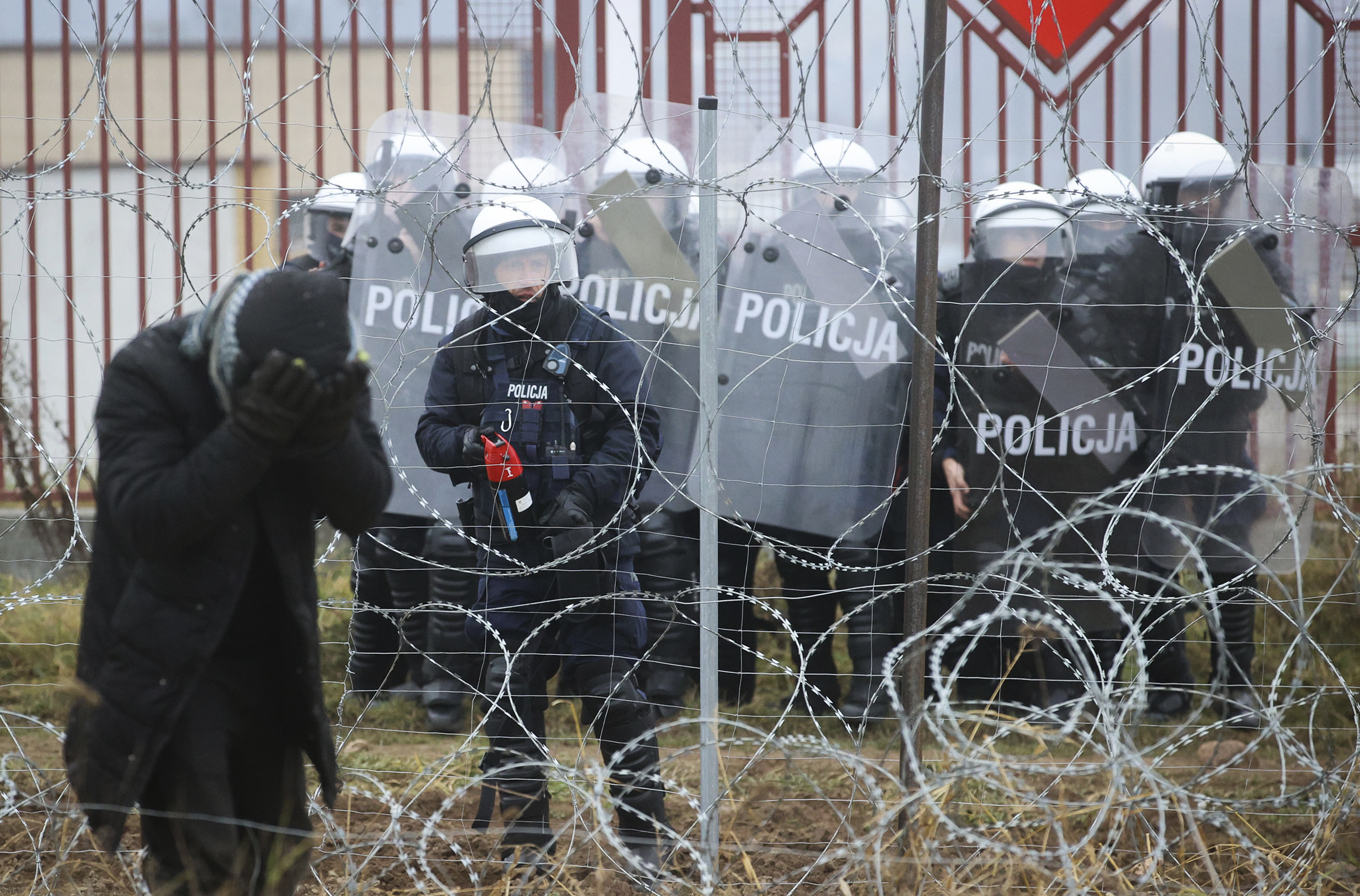 In November, Polish servicemen sprayed tear gas during clashes with refugees at the Belarus-Poland border. Observers say the crisis manufactured by Belarus’ leader was also exploited by the Polish right-wing populist government which for years was painting refugees and migrants as ‘terrorists’