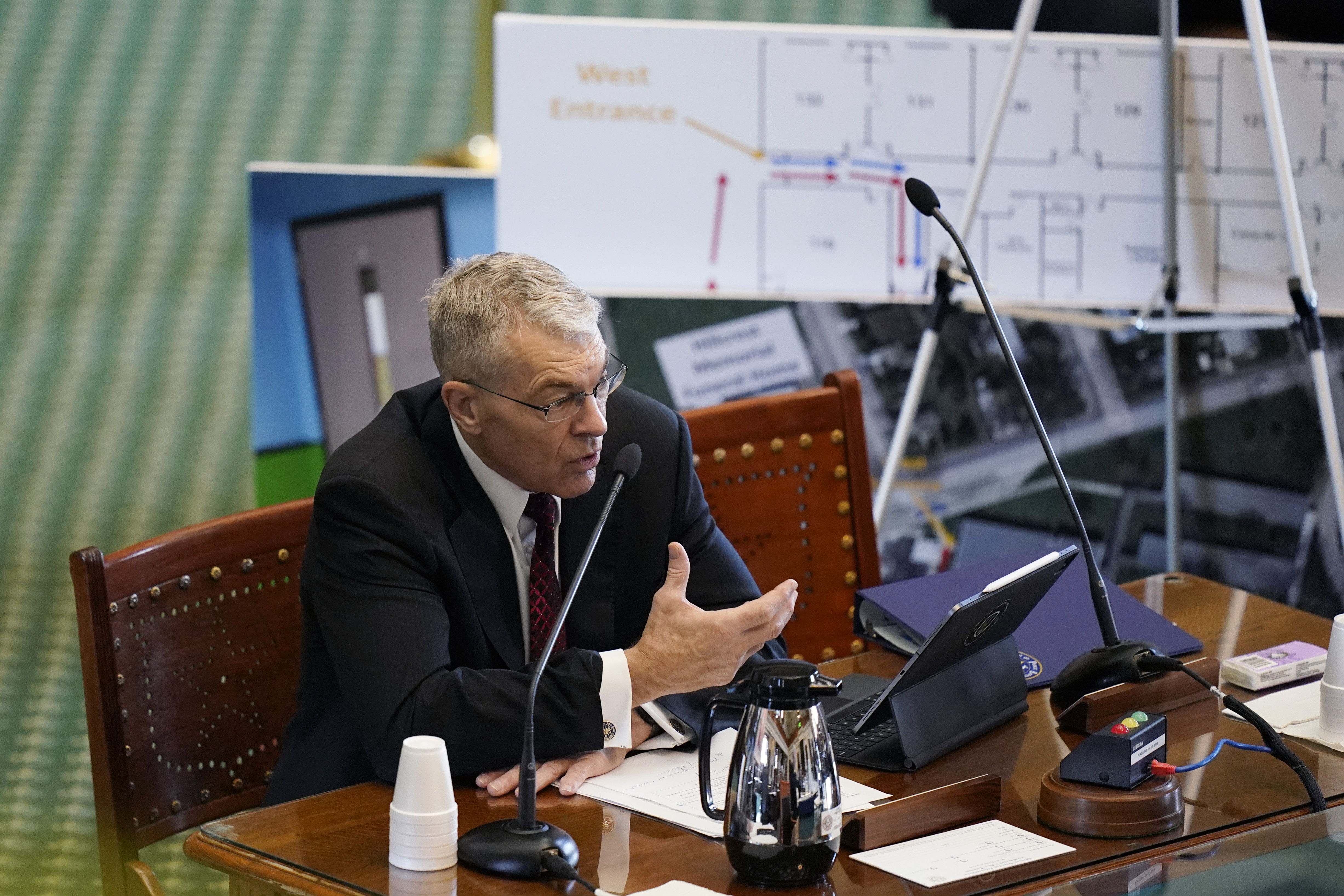 McCraw testifying