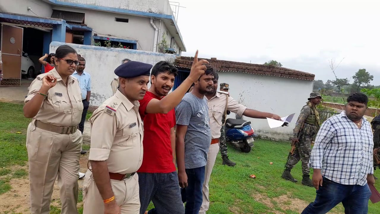 Singh being arrested from his residence in Ramgarh town of Jharkhand [Courtesy of Ipsa Shatakshi]