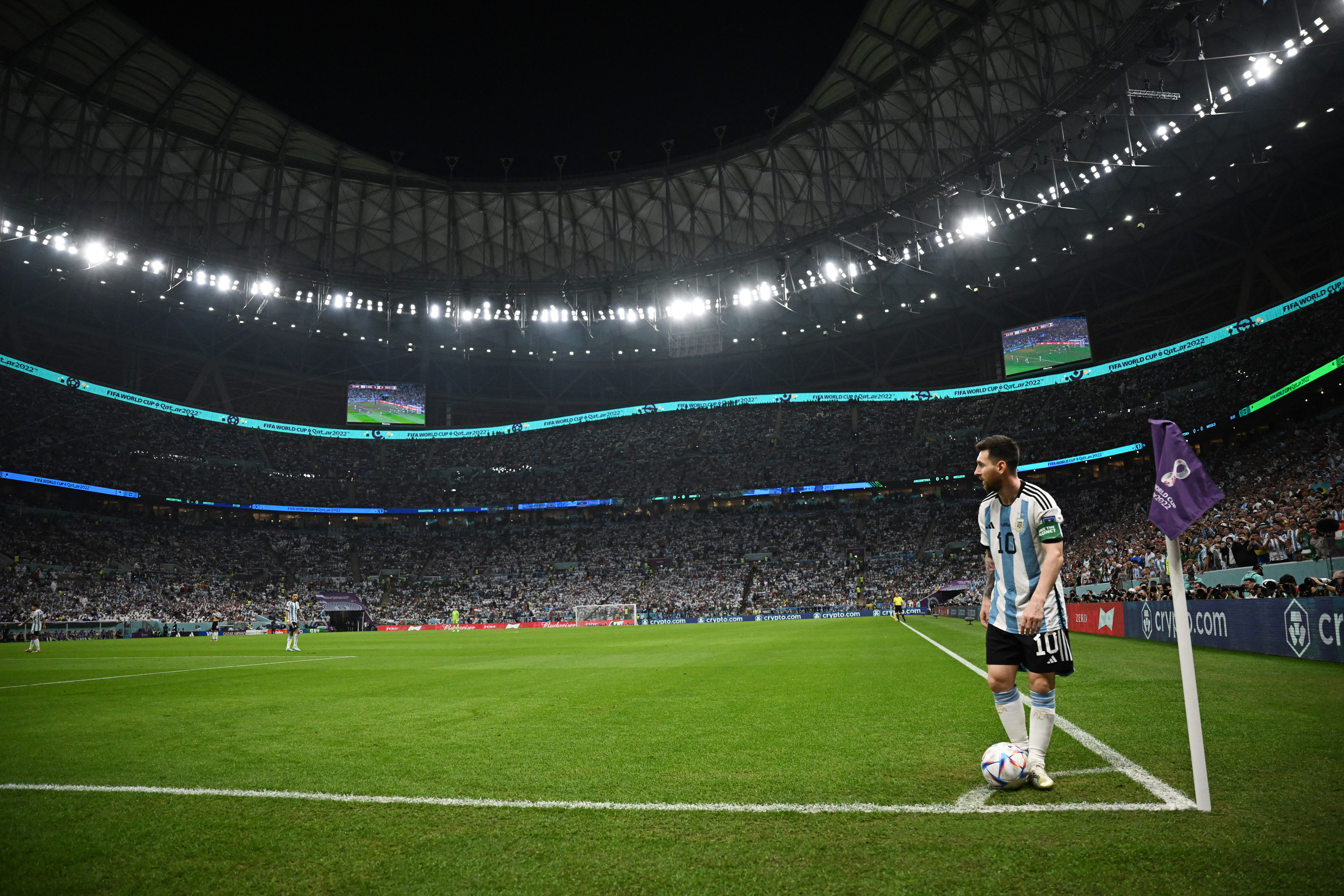 Messi took the corner which led to a goal for Enzo Fernandez