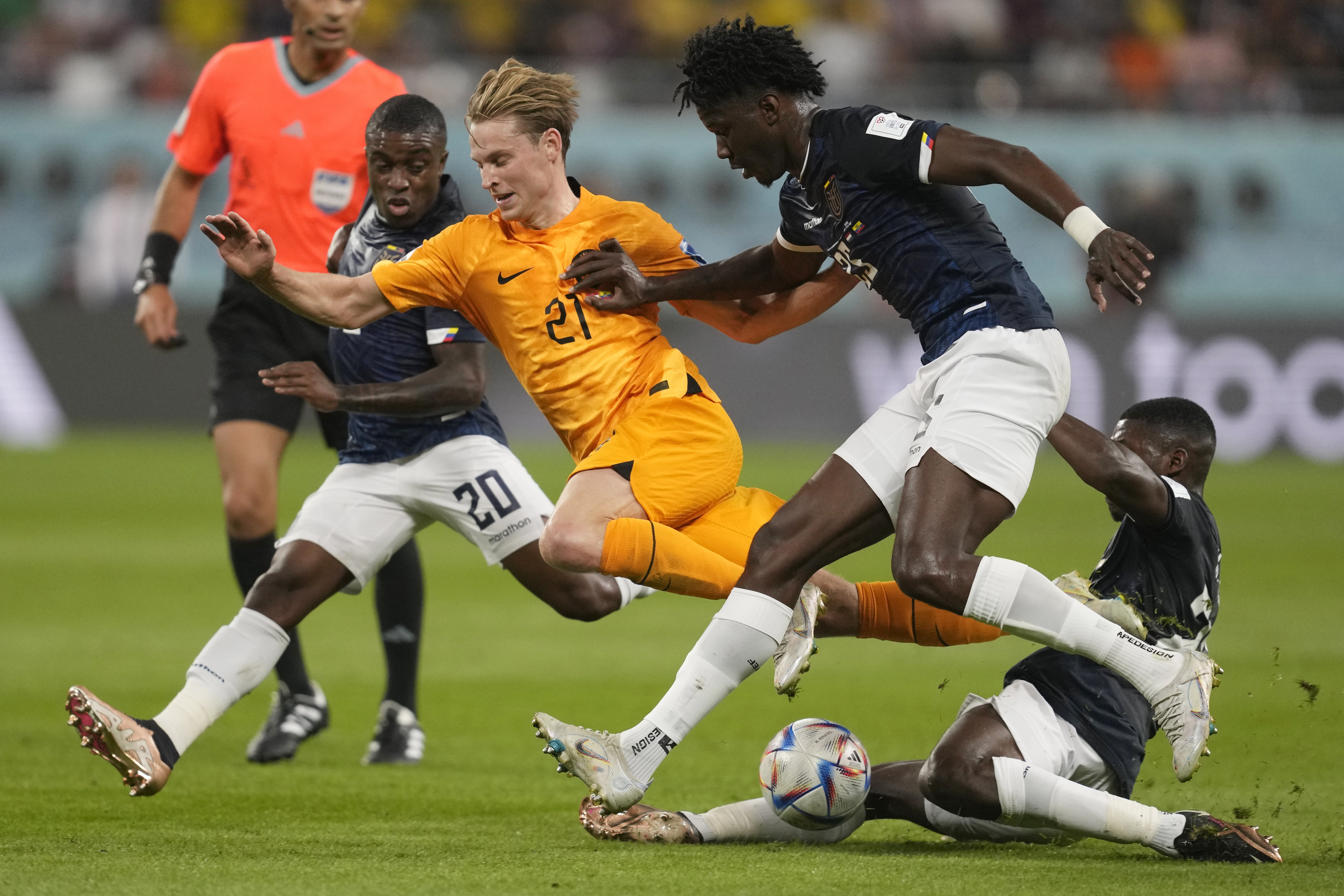 Frankie de Jong of the Netherlands, centre