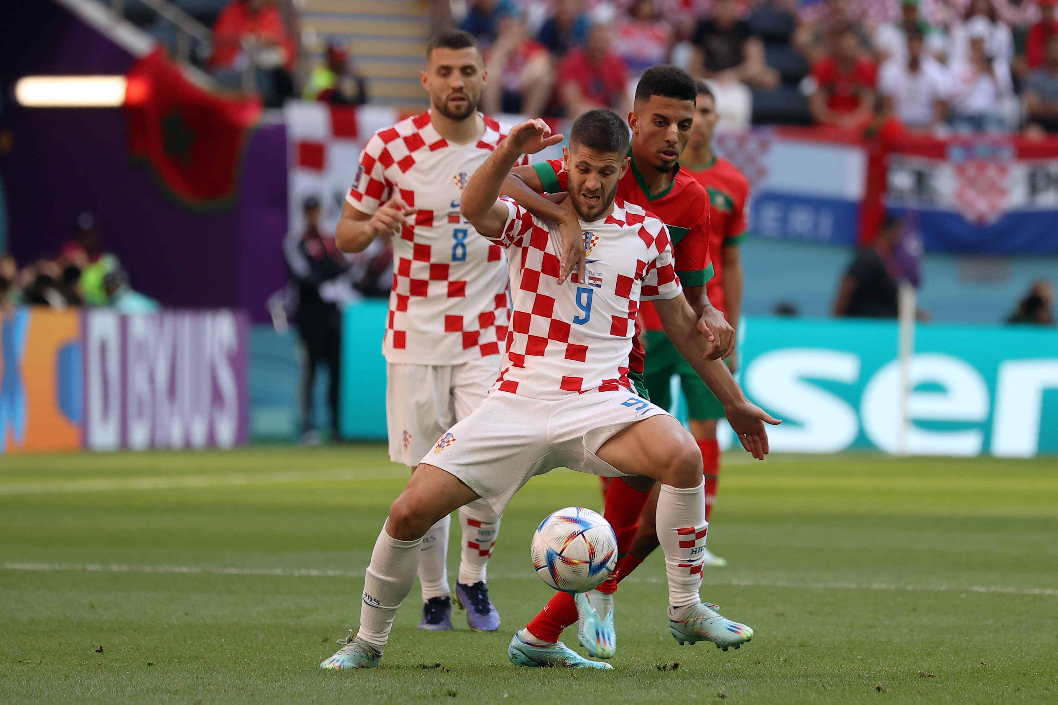 A Croatian player takes possession during the match agains Morocco on November 23, 2022 in Qatar