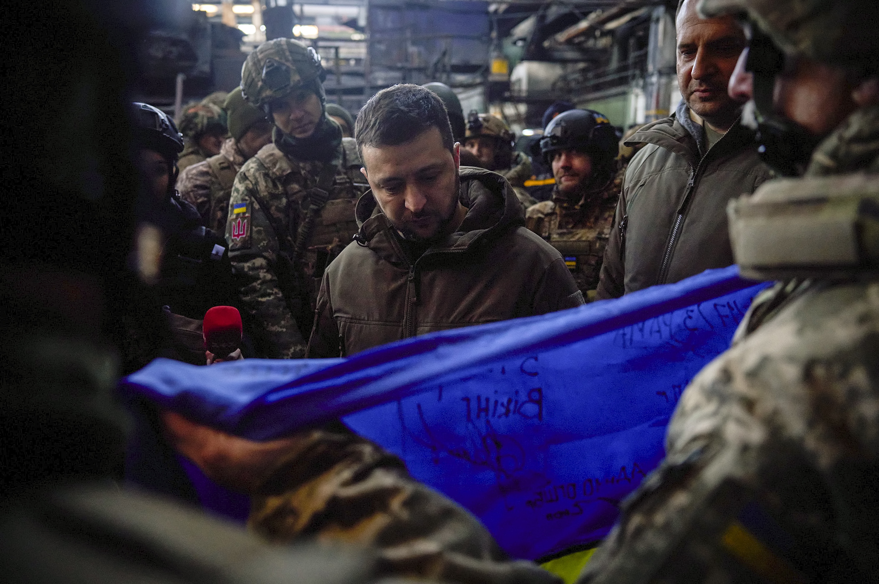 Volodymyr Zelensky meeting with Ukrainian servicemen