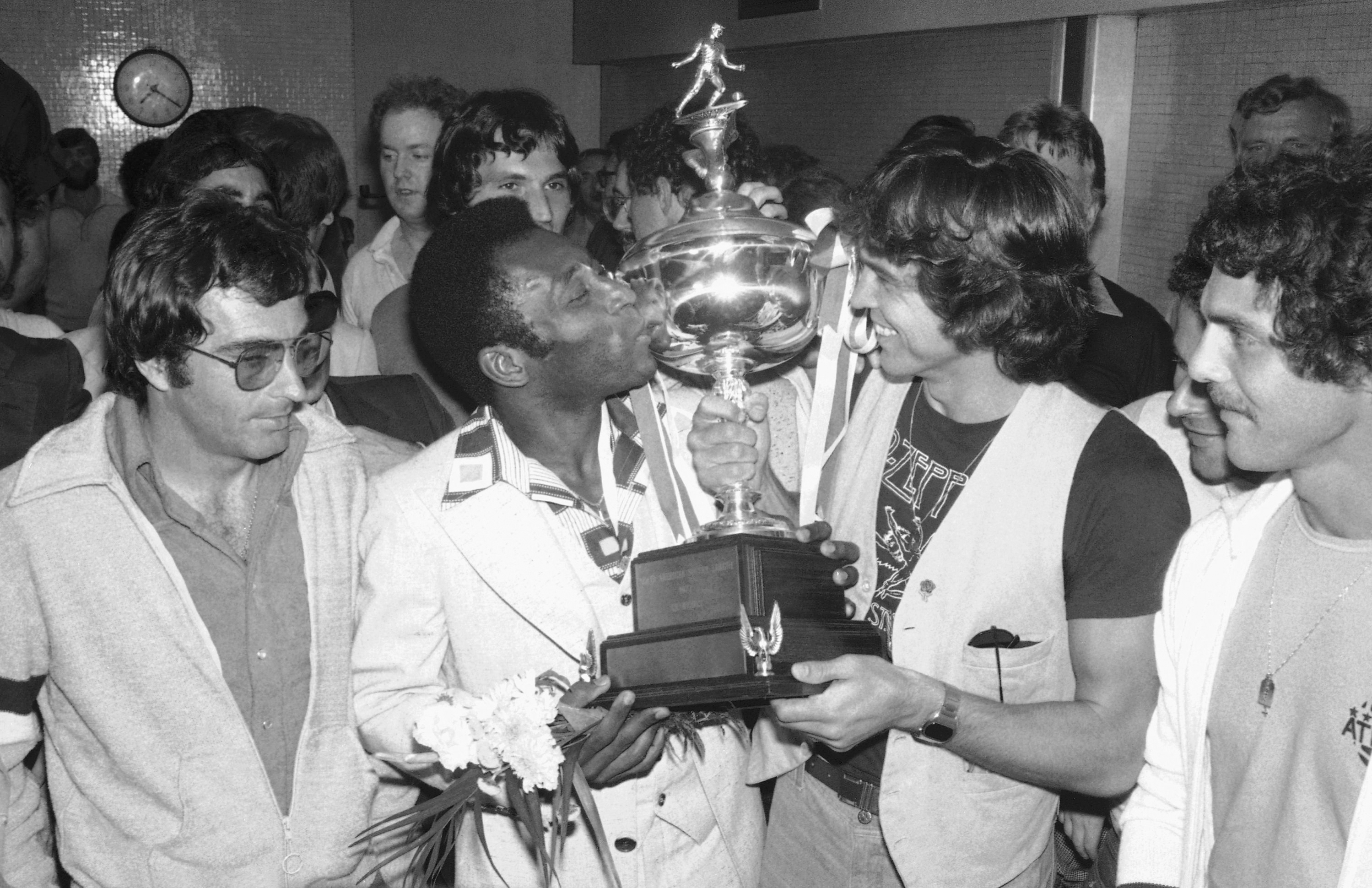 Pele