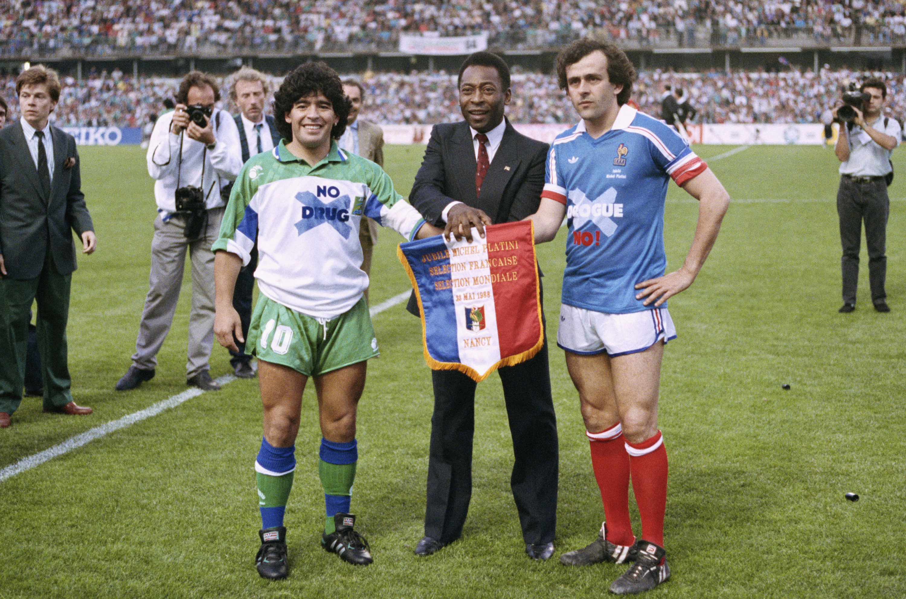 Pele