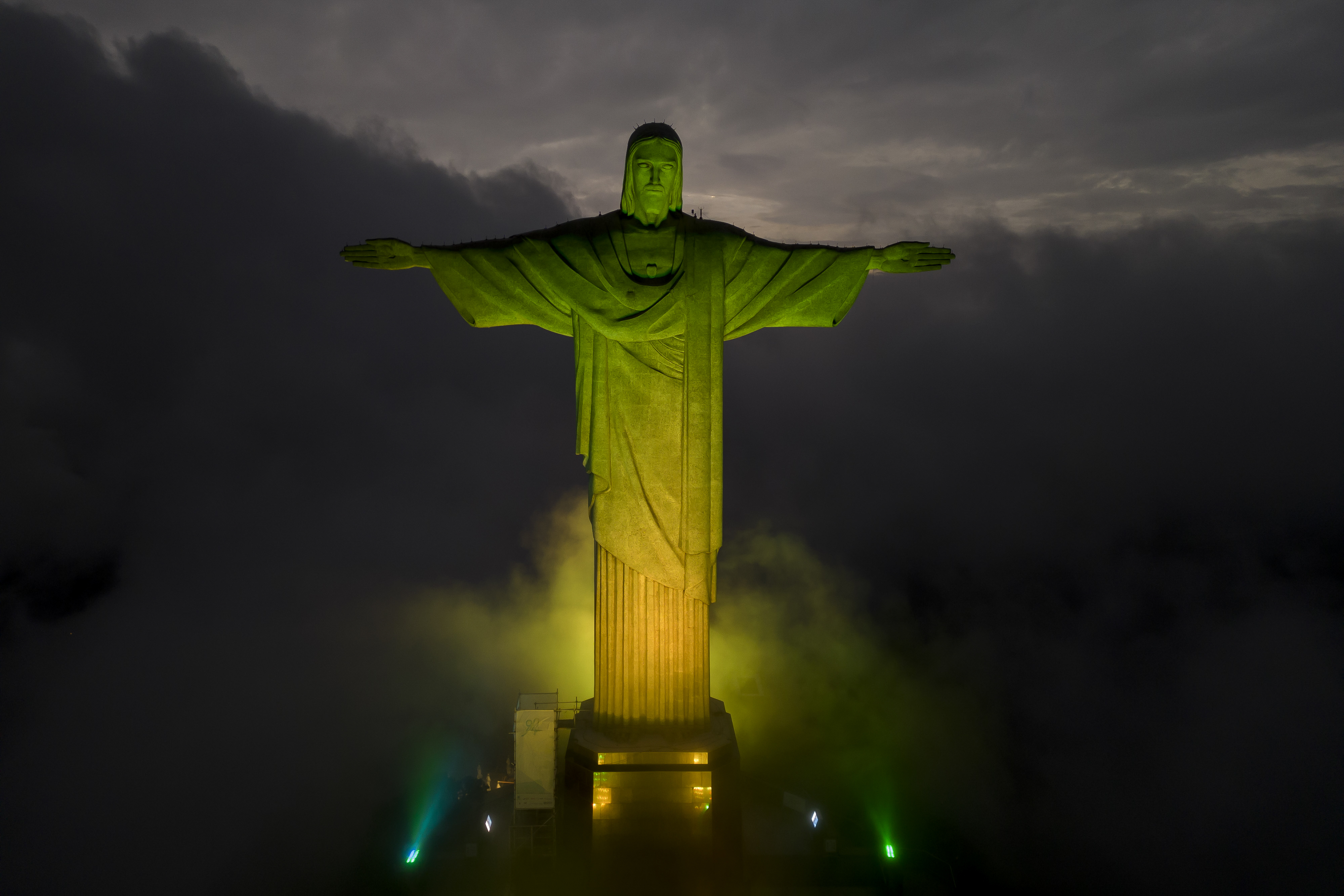 Pele
