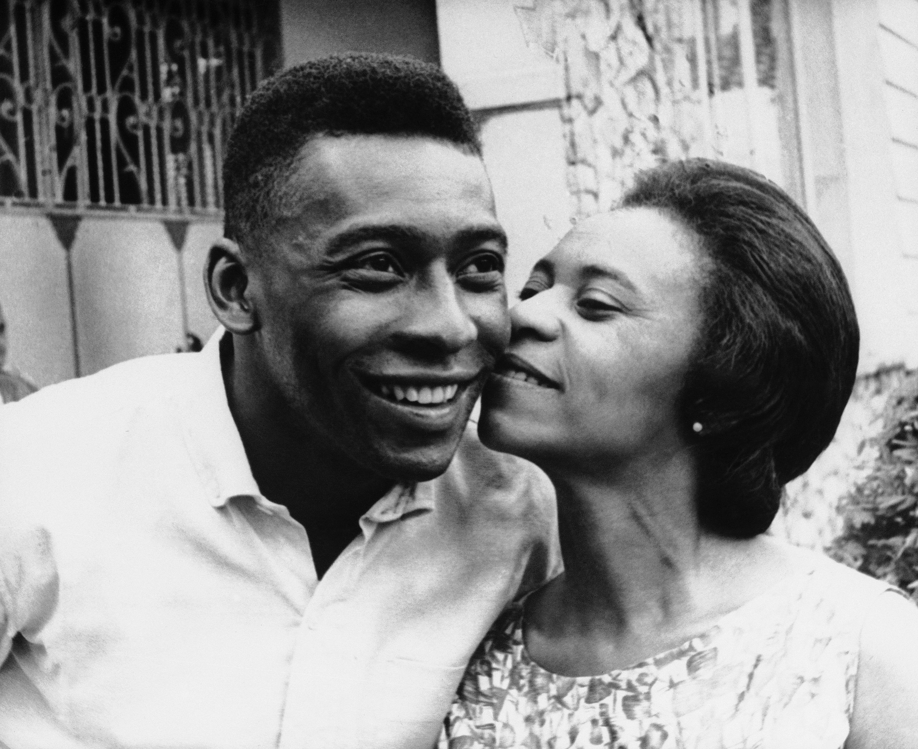 Pele