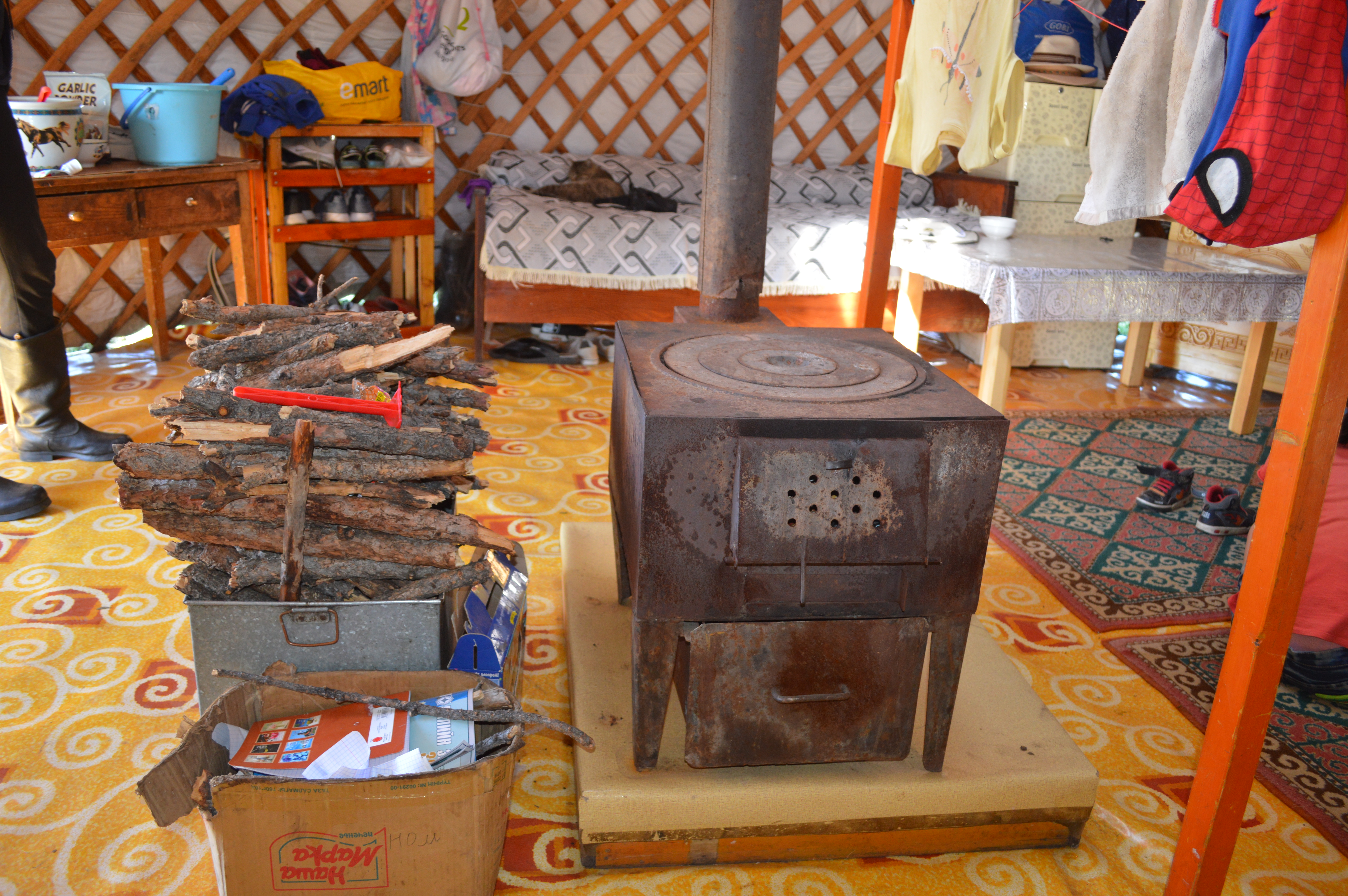 Many Mongolian households are heated using coal-powered stoves [Courtesy of Antonio Graceffo]