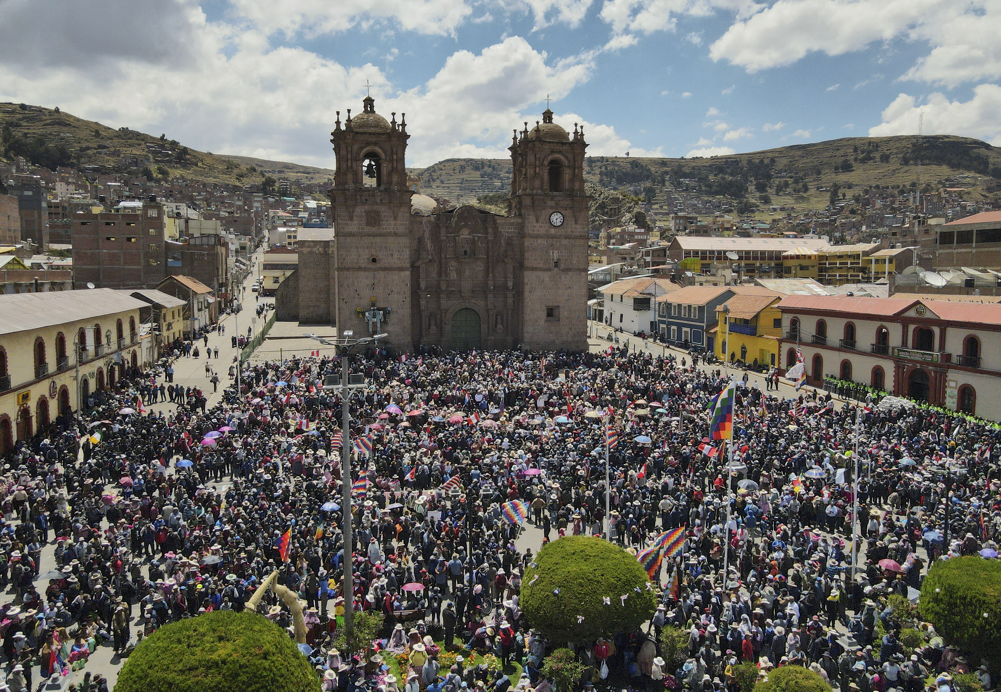 Riot police clash with anti-government protesters