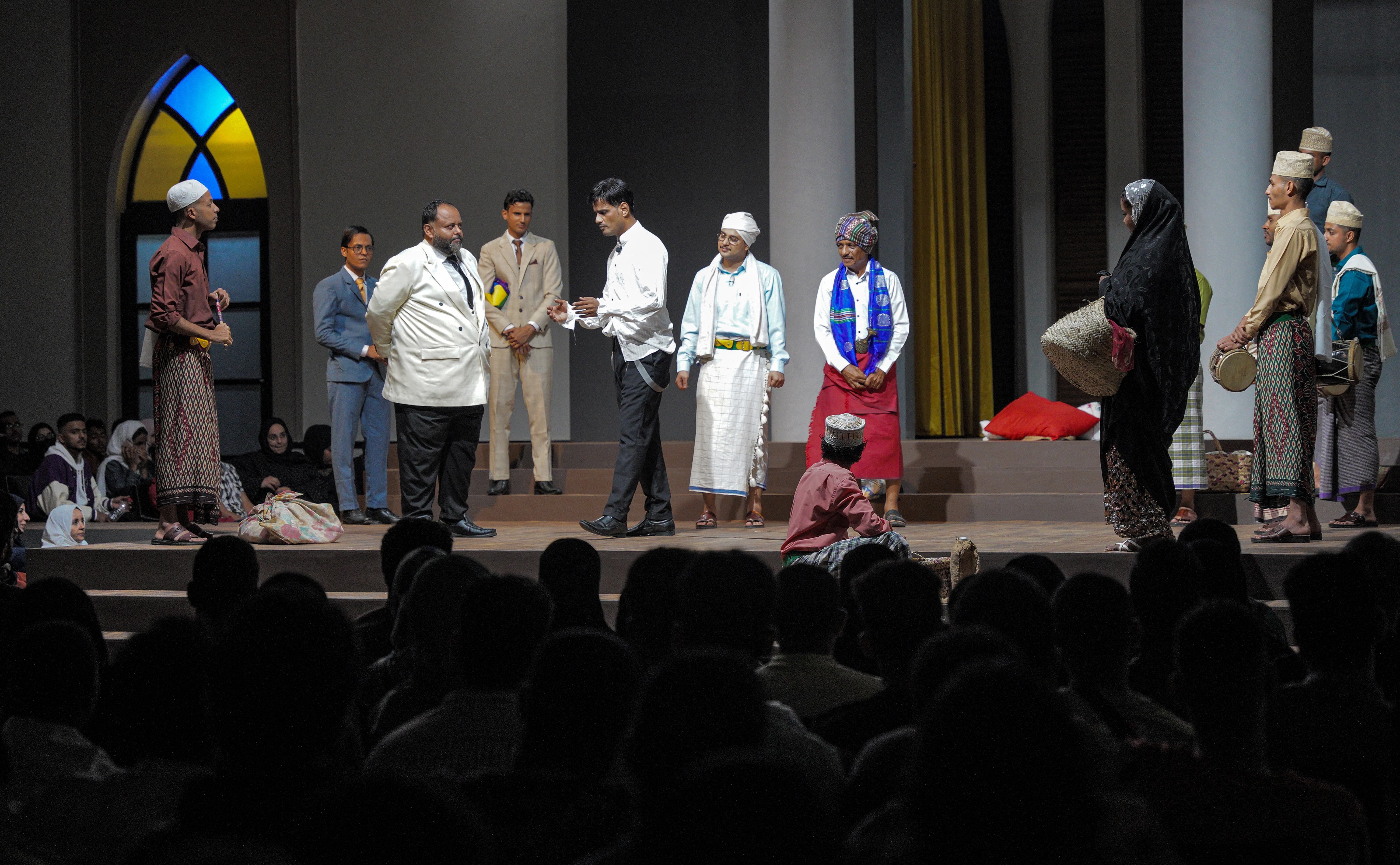 Actors perform in a production of William Shakespeare's Hamlet, in the Yemeni government-controlled southern city of Aden, on January 8, 2023. - In Aden, battered by the still ongoing conflict, the performance of a Shakespeare play has not been seen for many years, and it has resurrected hopes of a cultural revival. Yemen, the poorest country on the Arabian peninsula, has been at war since 2014, after Iran-backed Huthi rebels seized the capital Sanaa, prompting a Saudi-led coalition to intervene the following year. (Photo by Saleh Al-OBEIDI / AFP)