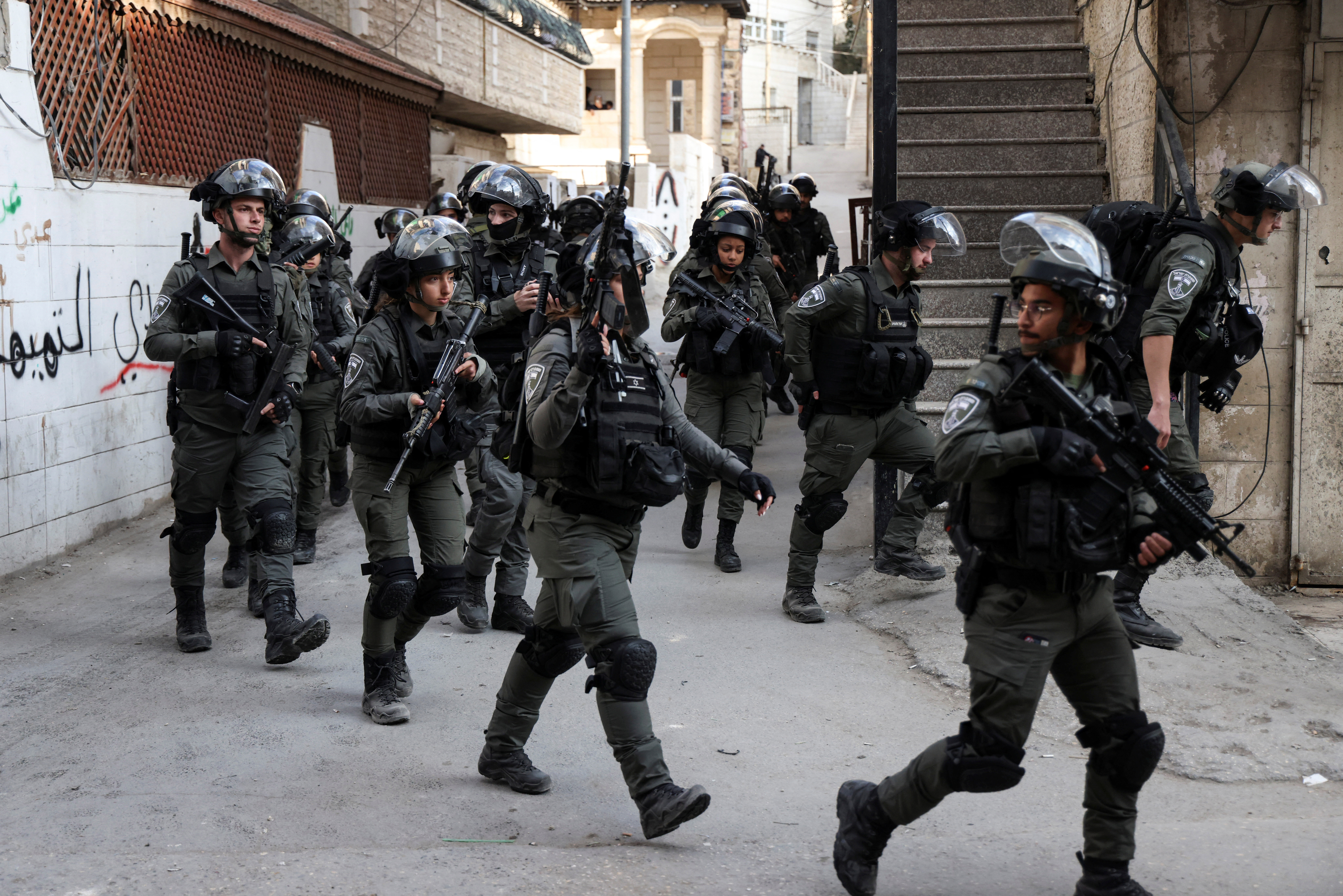 Israeli forces on Wednesday destroyed the family apartment of Udai Tamimi in Shuafat refugee camp in occupied East Jerusalem