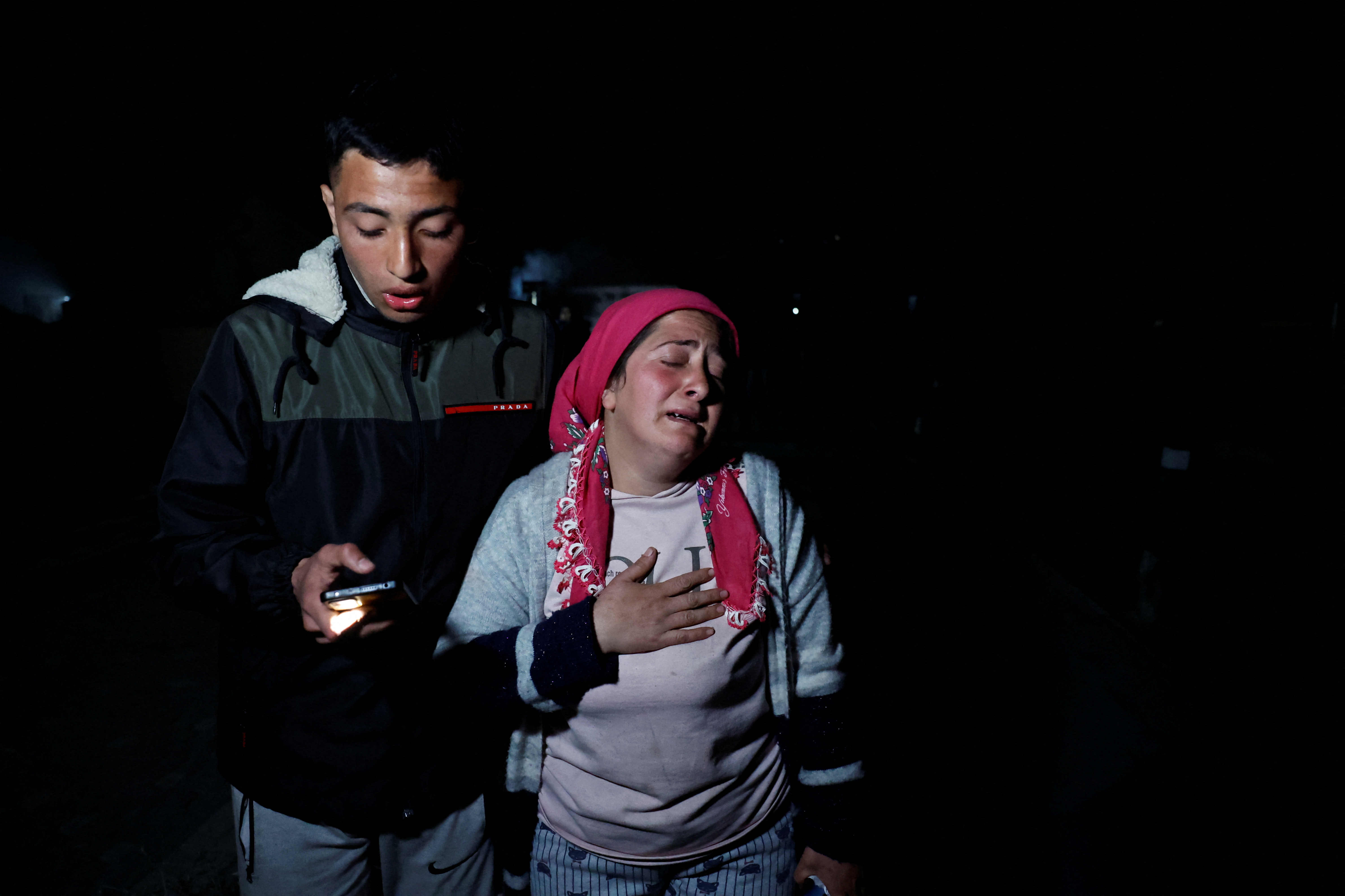 New quake hits battered Turkey, Syria