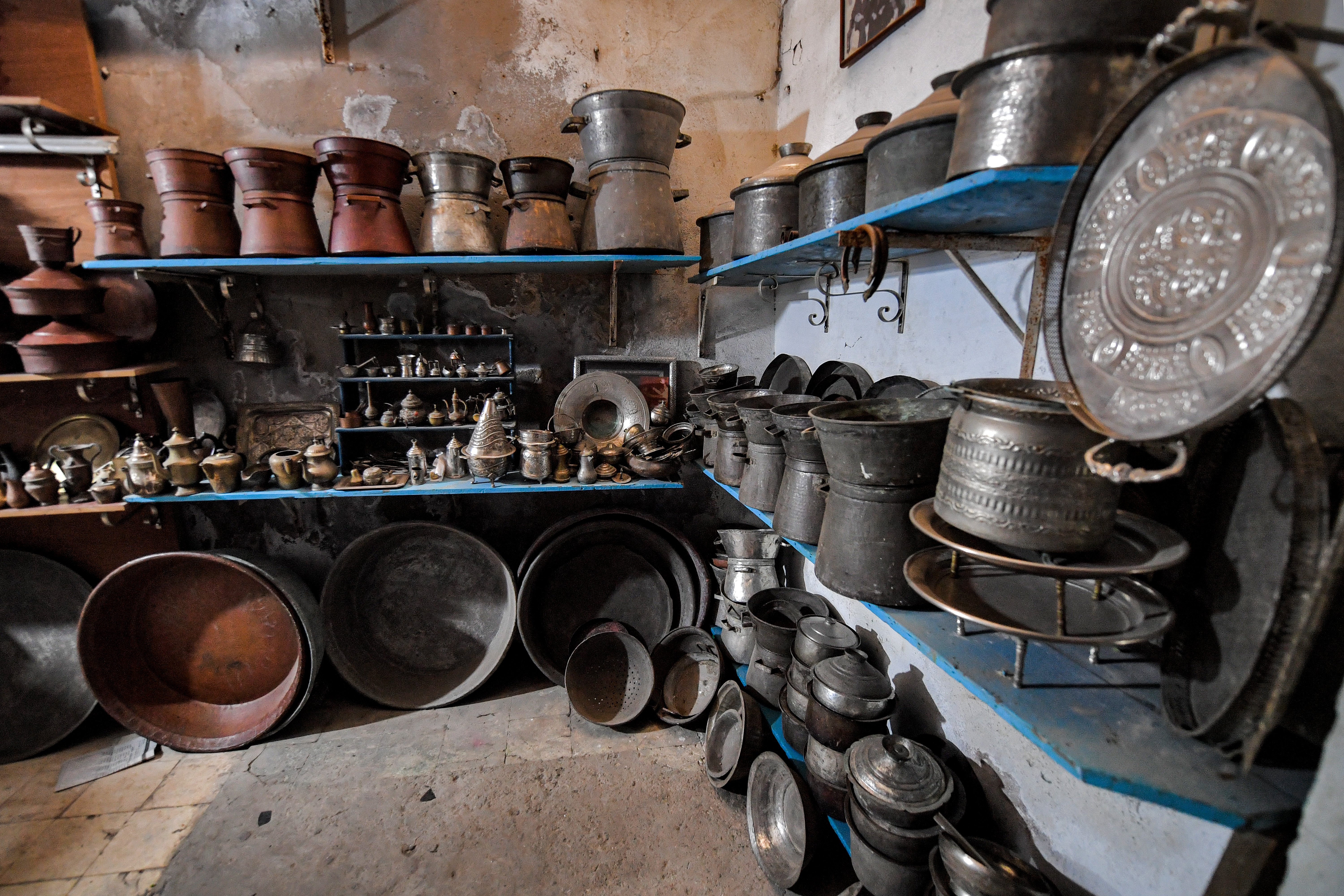 Tunisian coppersmiths bring fresh shine to Ramadan