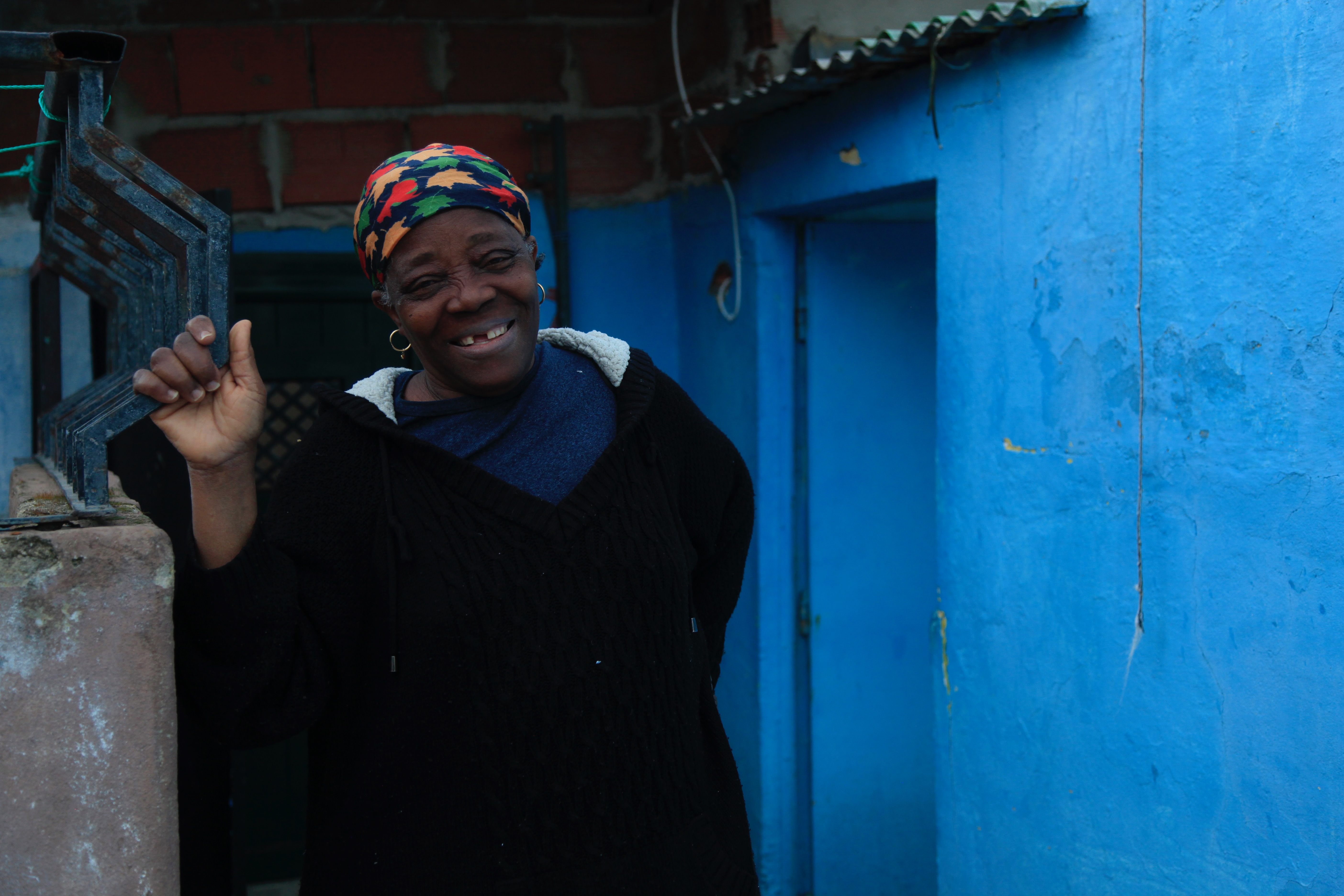 Helena Sousa Carvalho outsider her home, Segundo Torrao