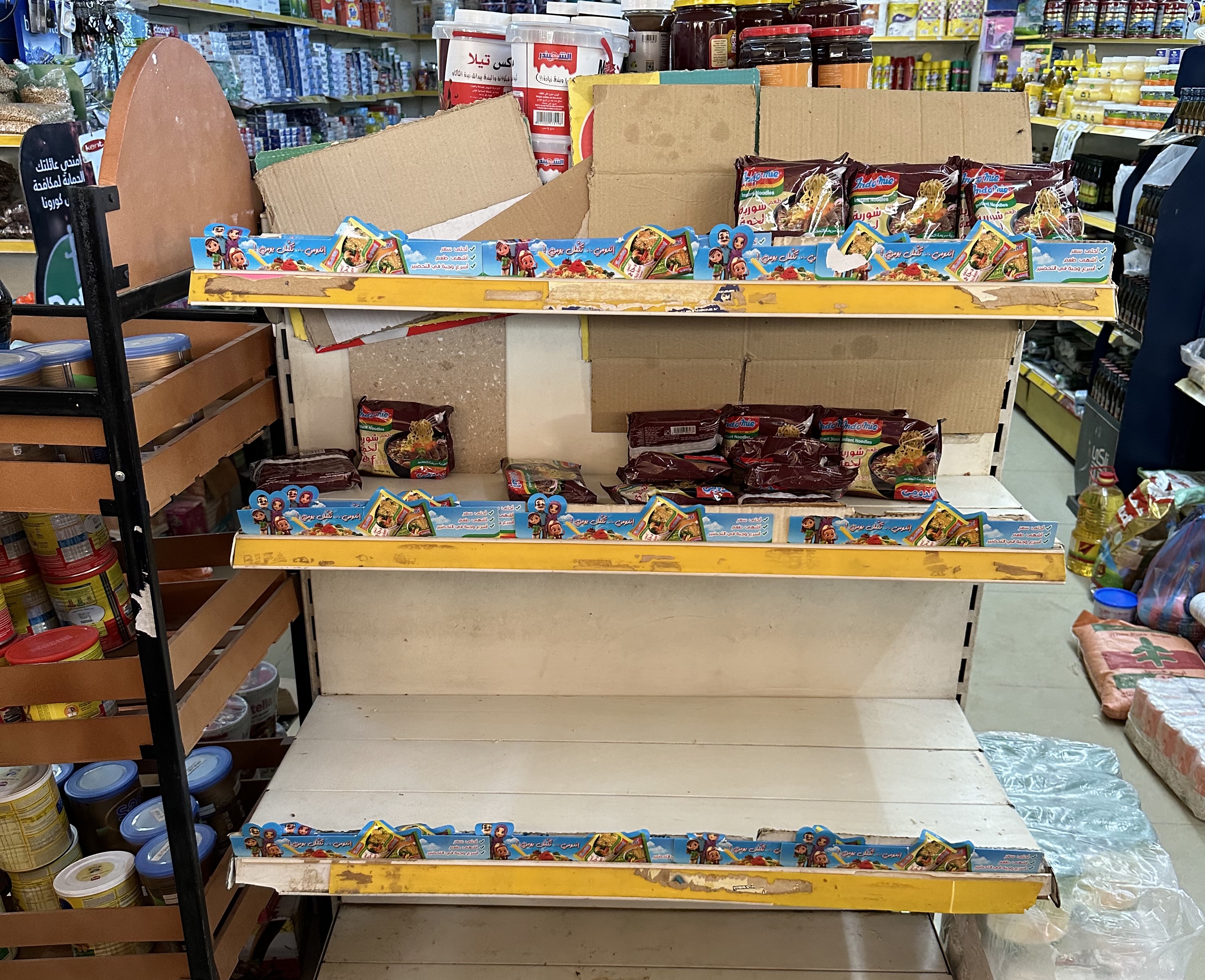 Bare supermarket shelves in Khartoum after more than a week of fighting