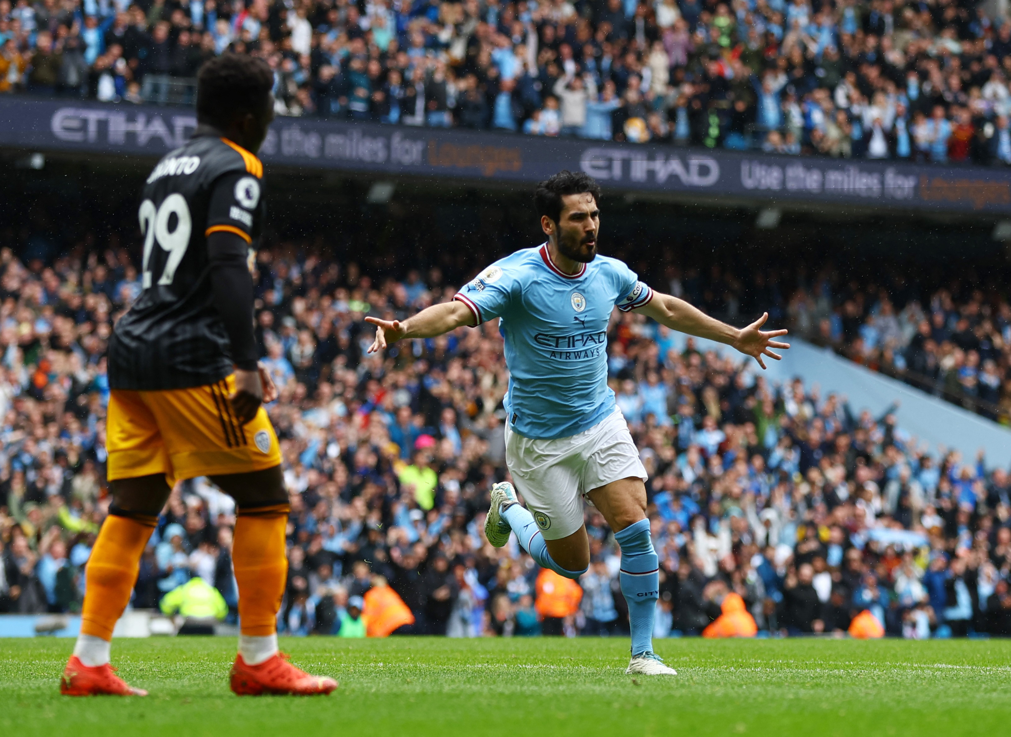 Manchester City's Ilkay Gundogan celebrates scoring their first goal