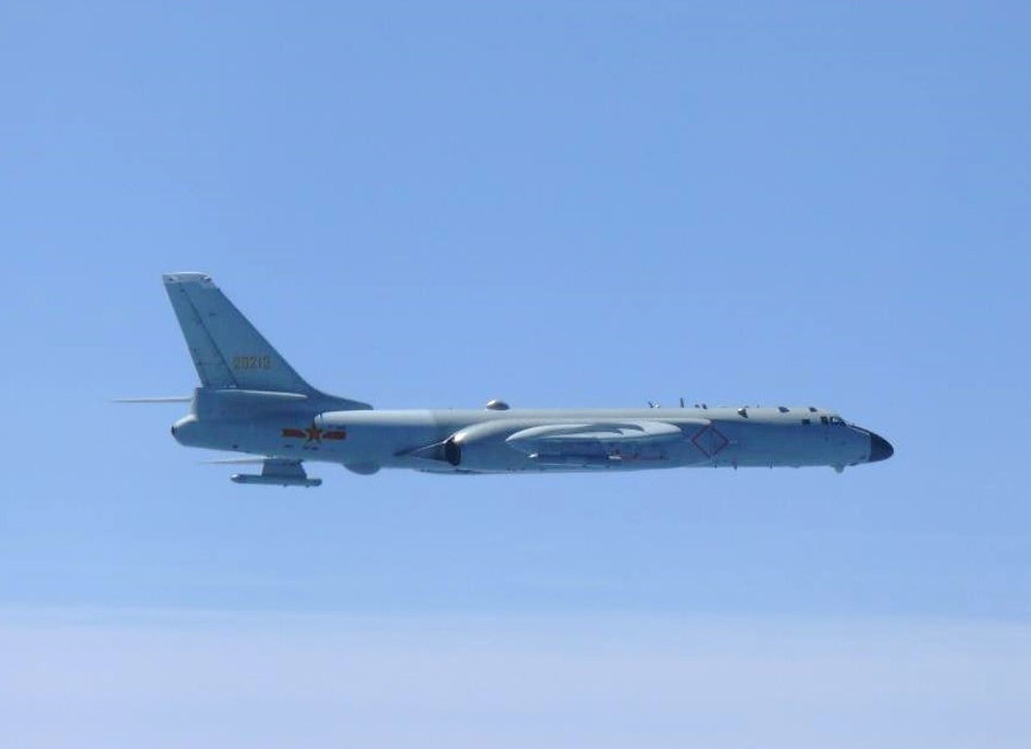 Chinese bomber