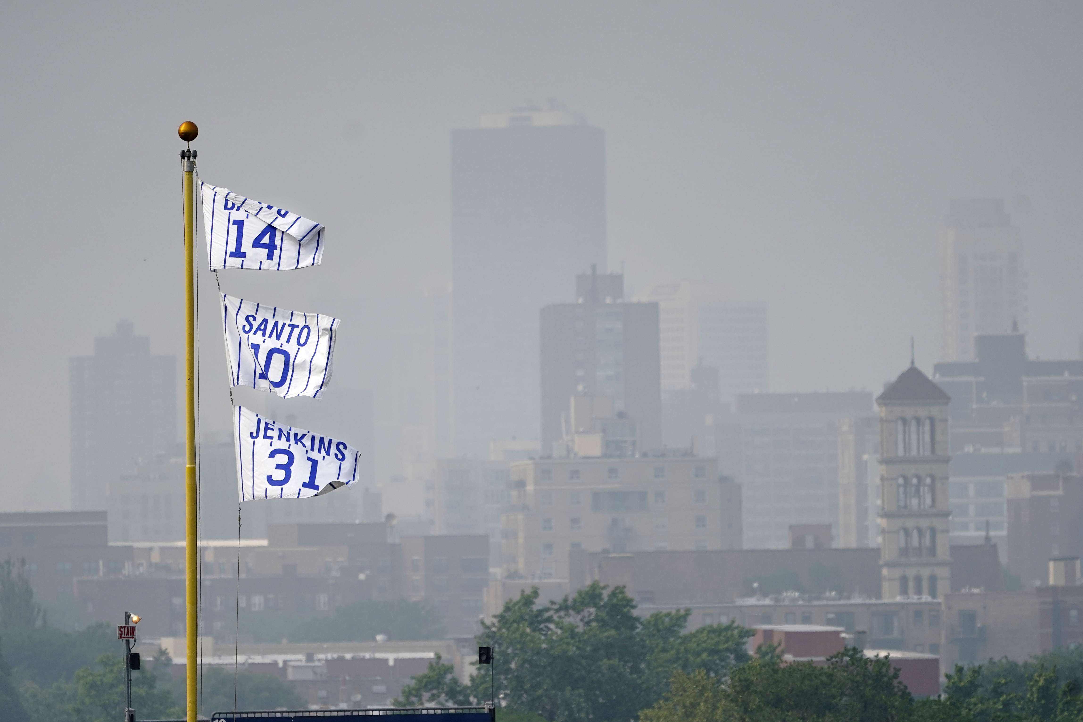 Haze from Canadian wildfires shroud high rises in Chicago