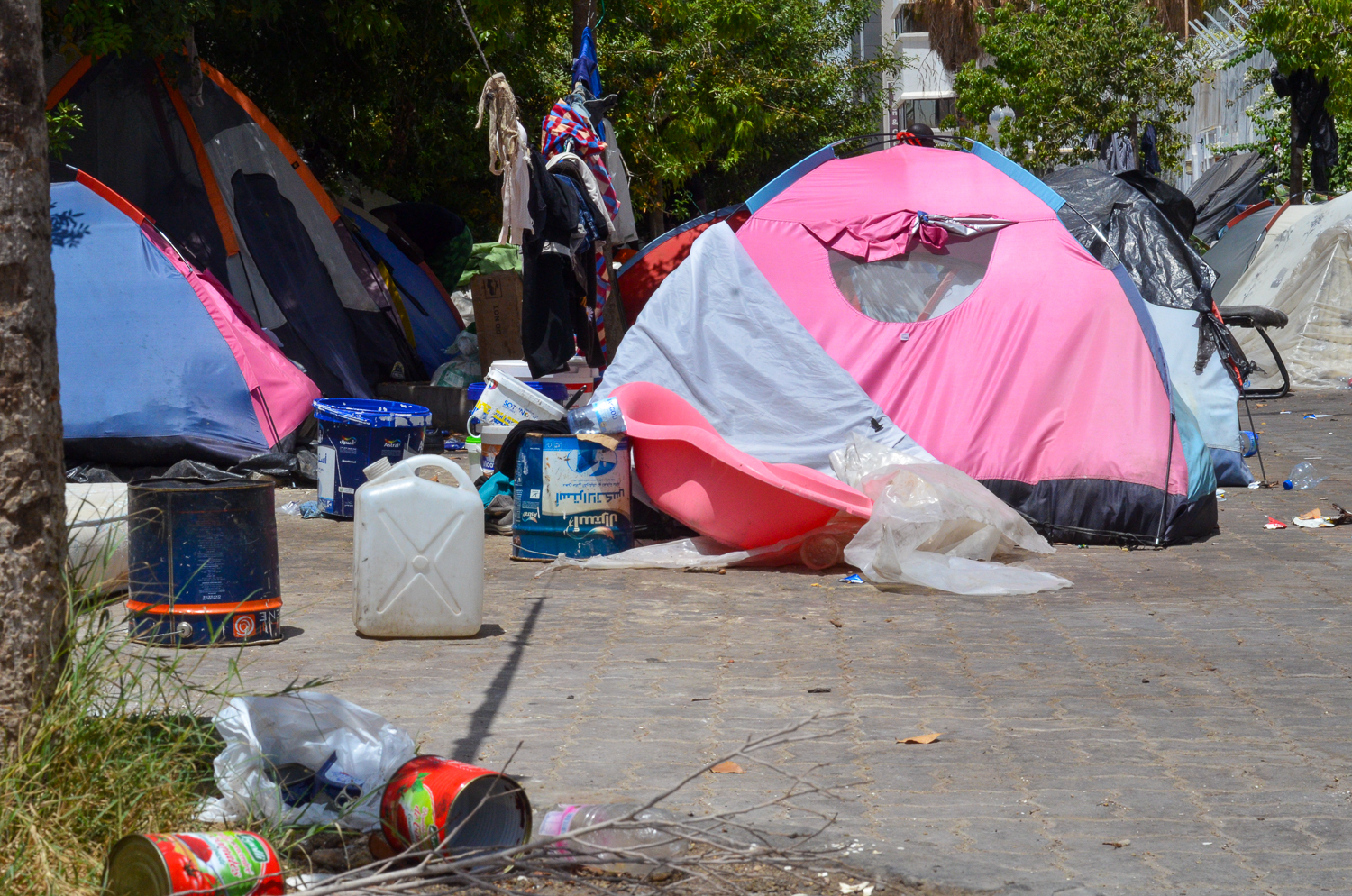 Many Black migrants have been forced to sleep rough in Tunis