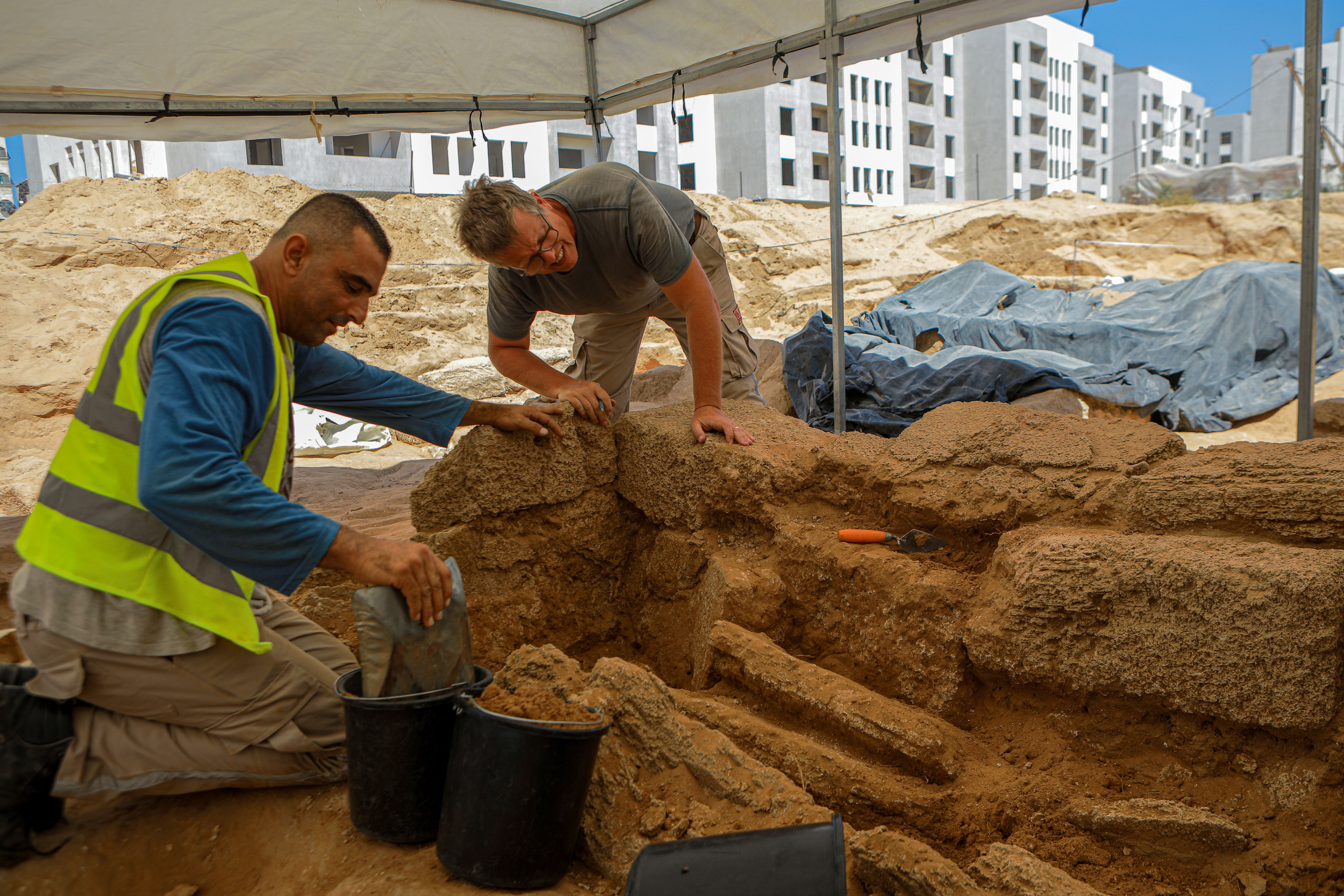 Excavations team