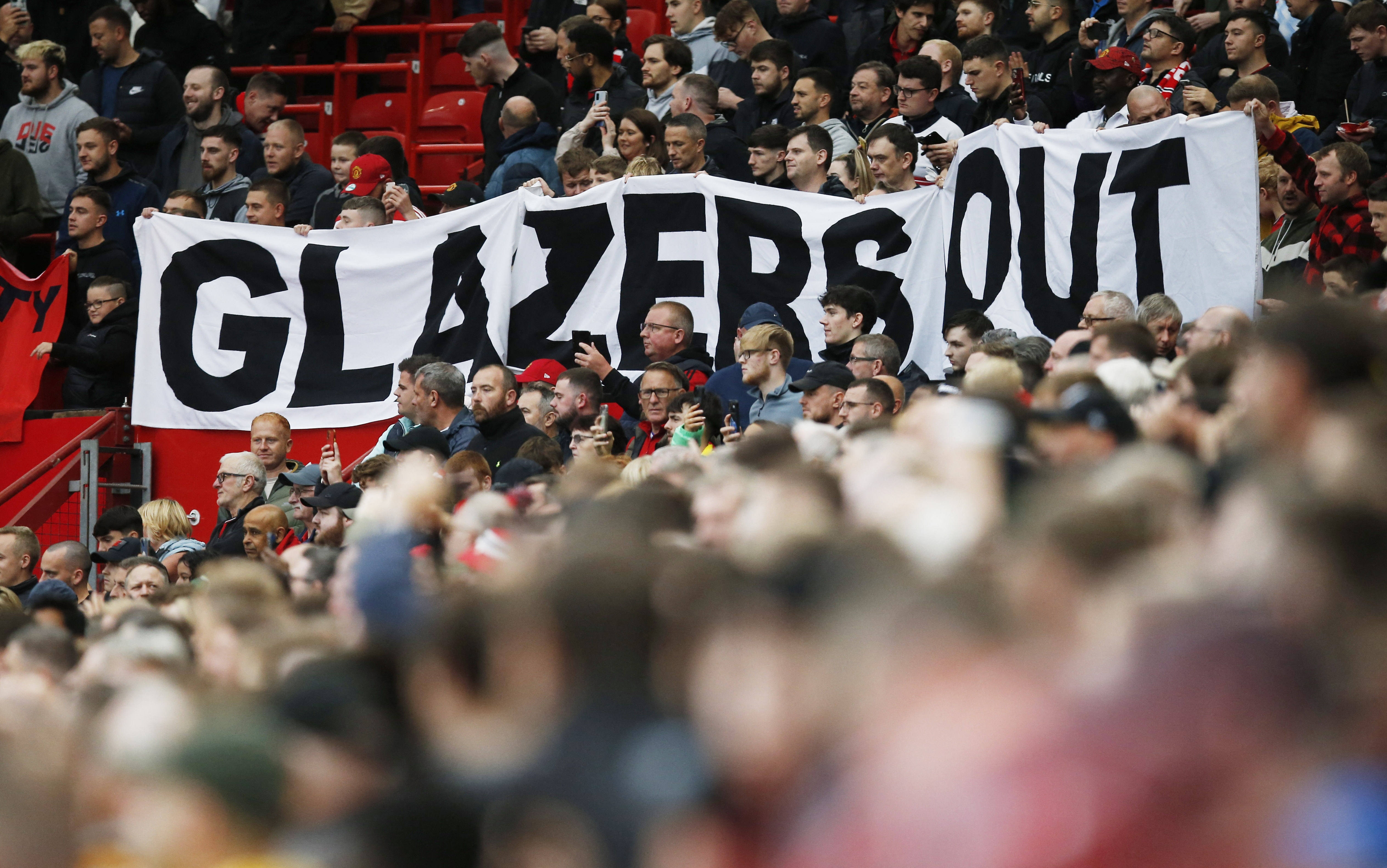 manchester united glazers out
