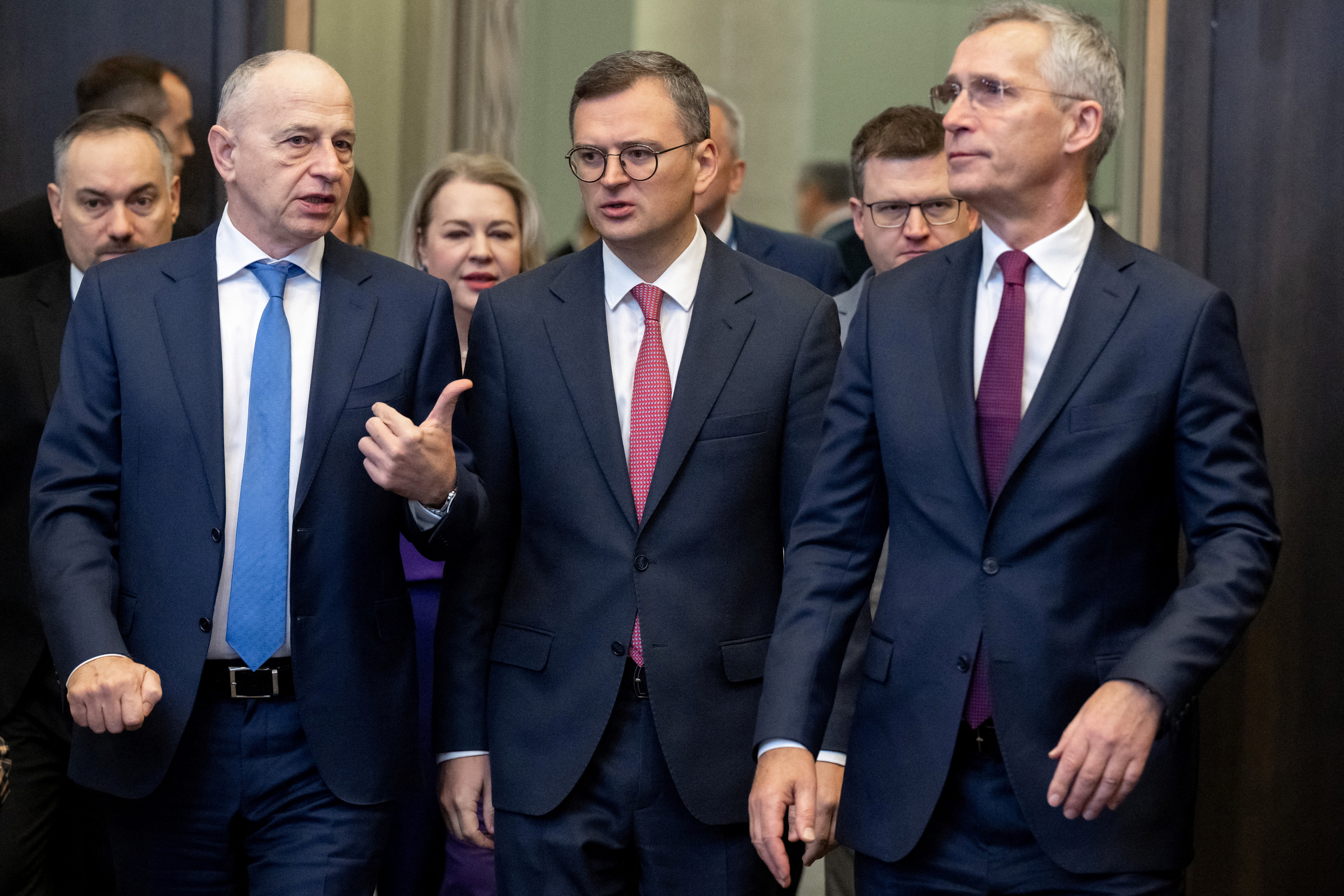 Dmytro Kuleba (C) and Nato Secretary general Jens Stoltenberg