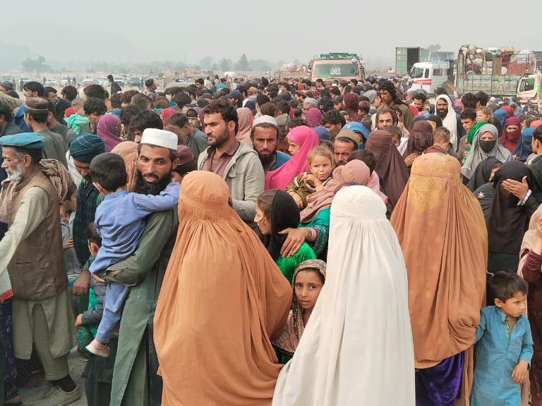 Afghans deportation Pakistan