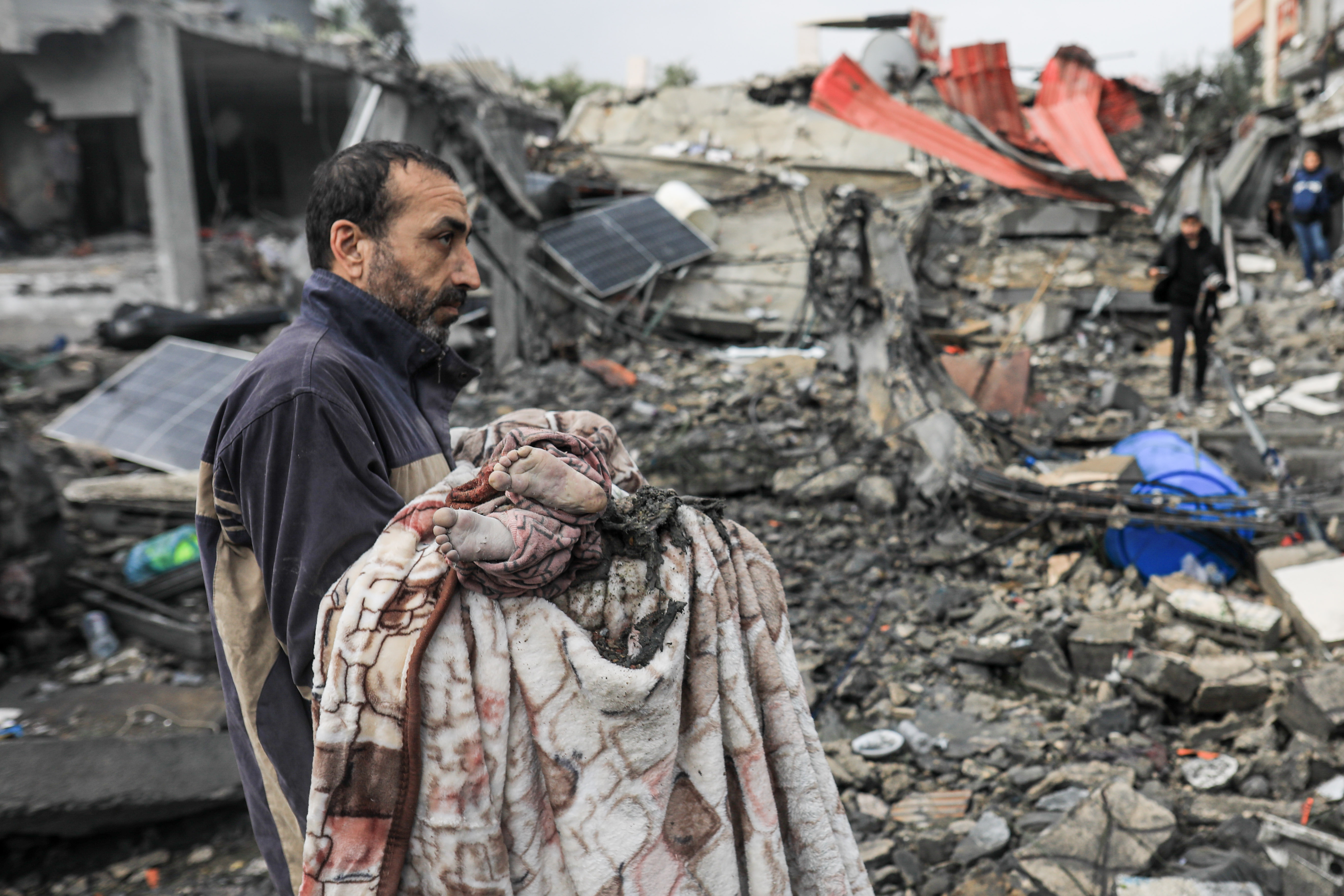 Residents of Maghazi refugee camp have called for an urgent ceasefire