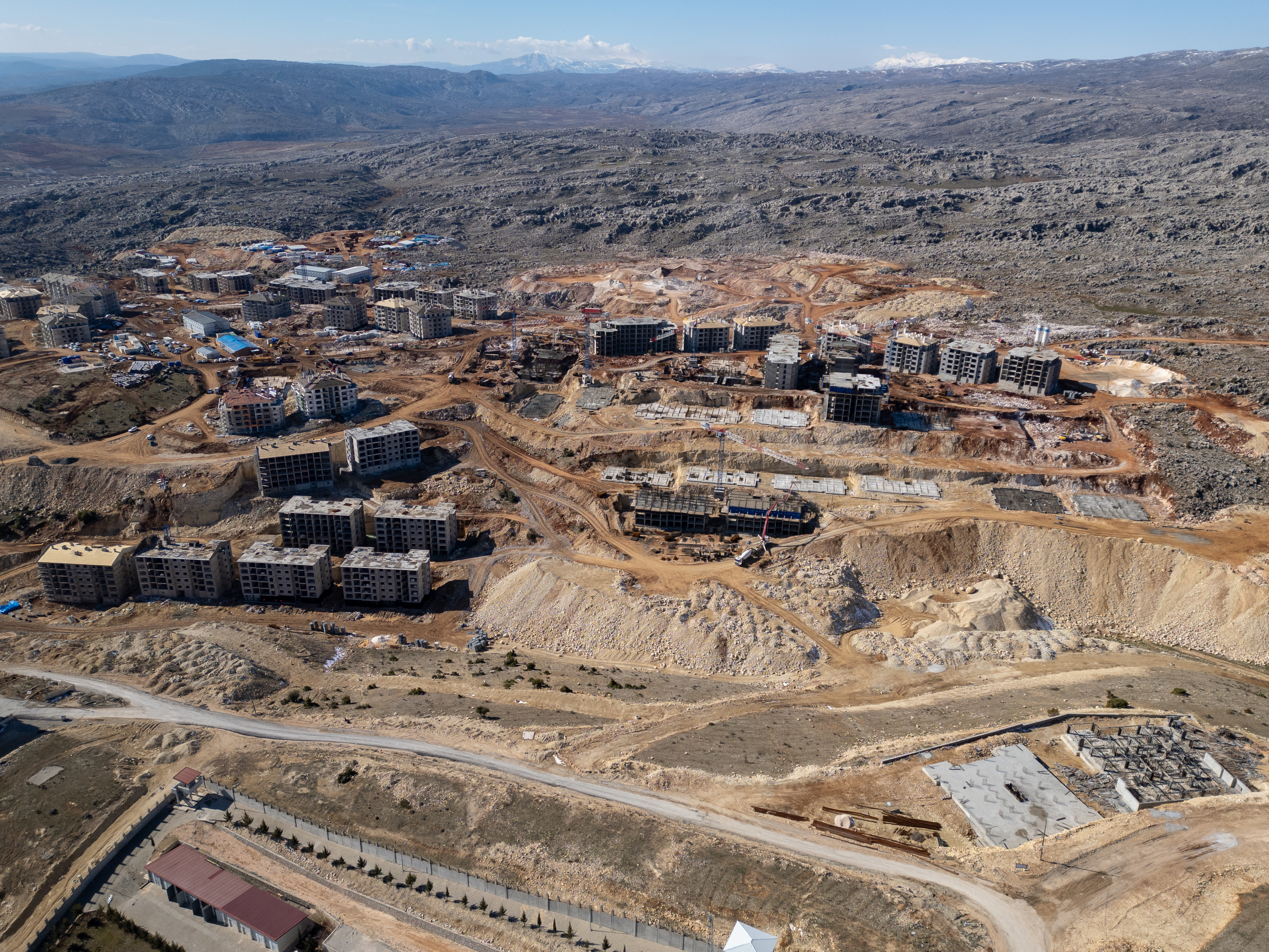 Besni container city