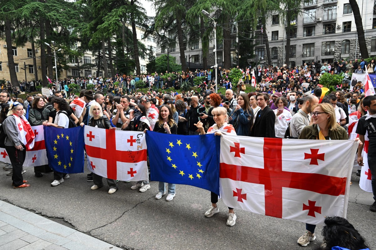 Demonstrators protesting the "foreign influence" law in Tbilisi