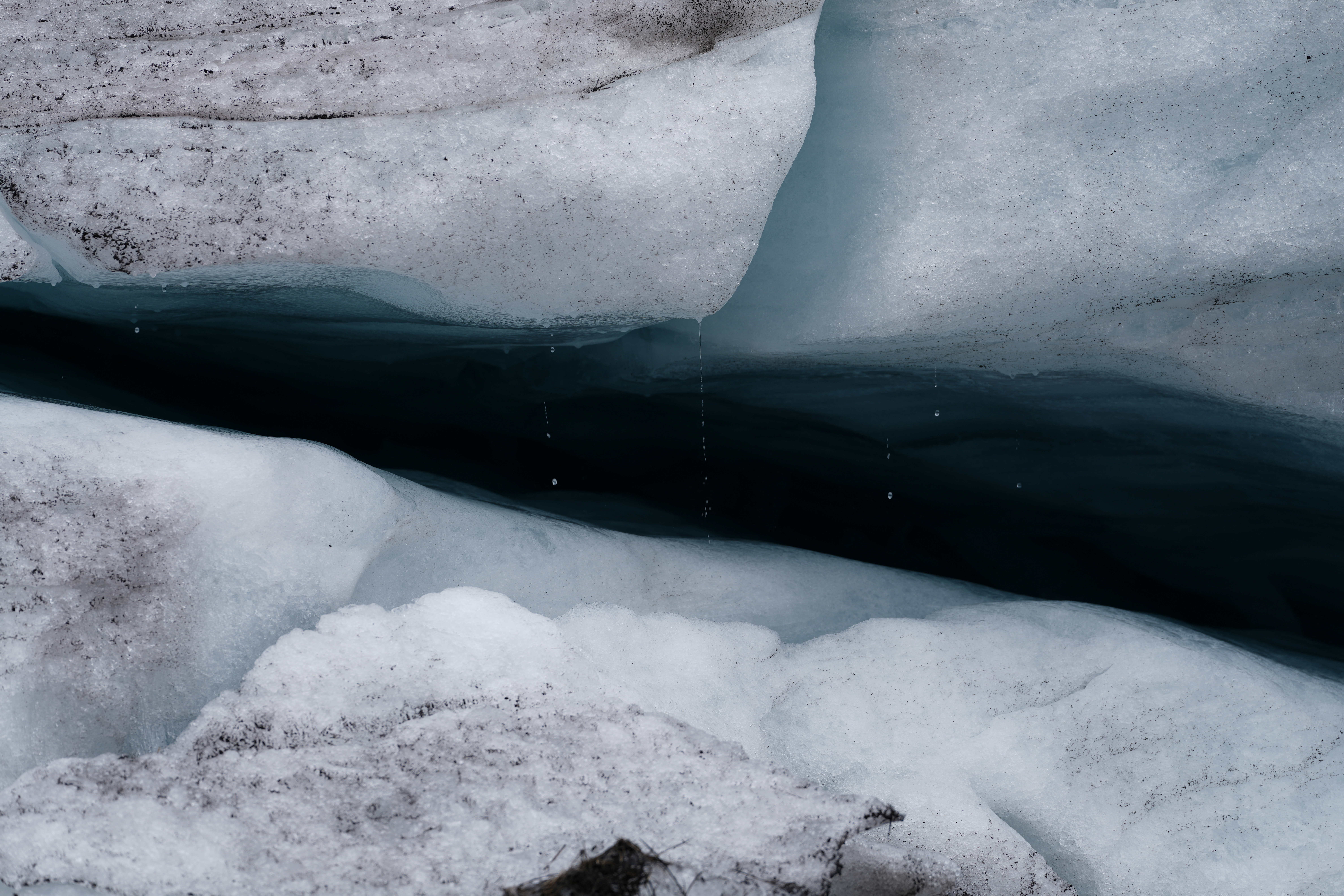 Ice caps melt on the Nevado Pastoruri mountain 