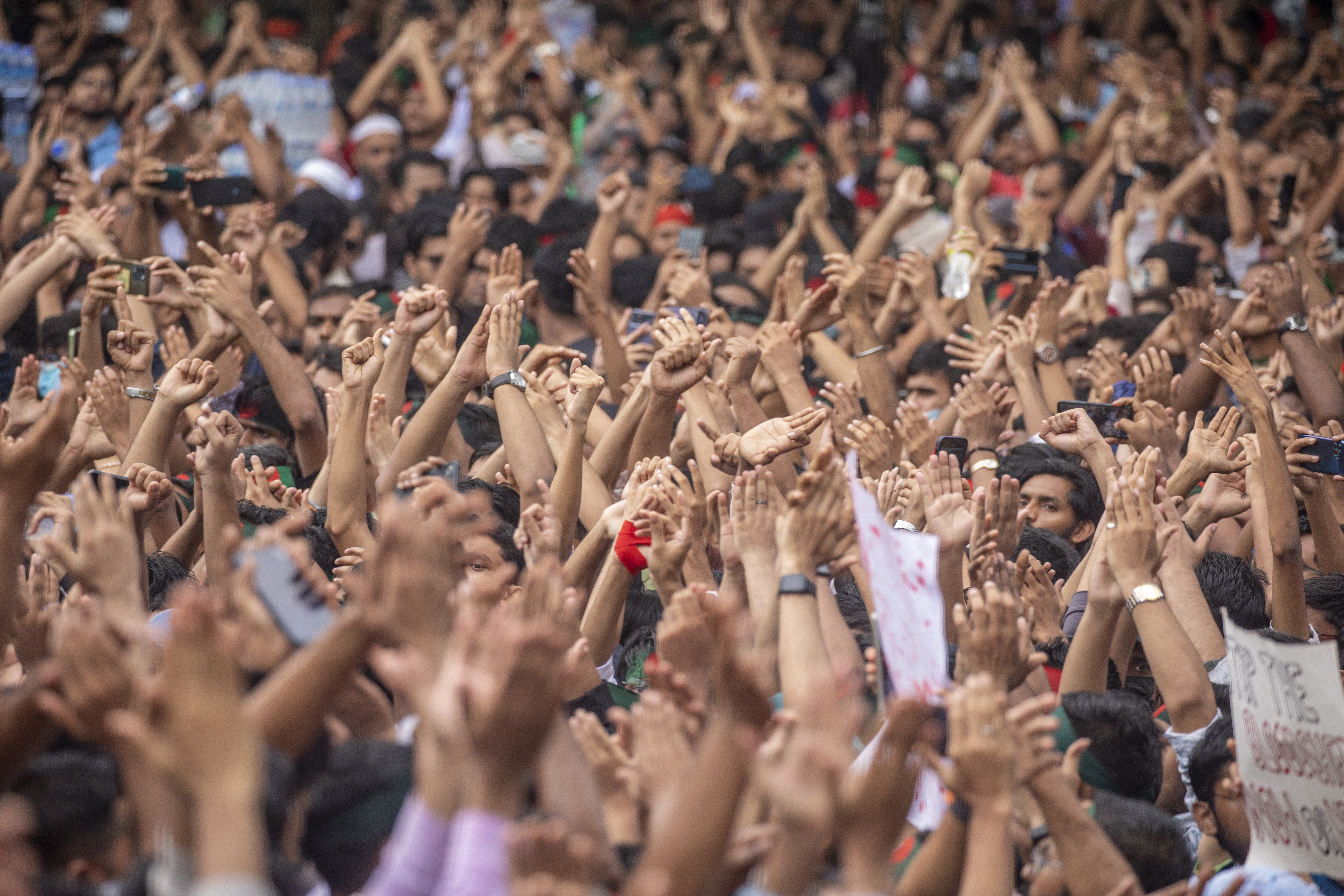 Protests break out again in Bangladesh