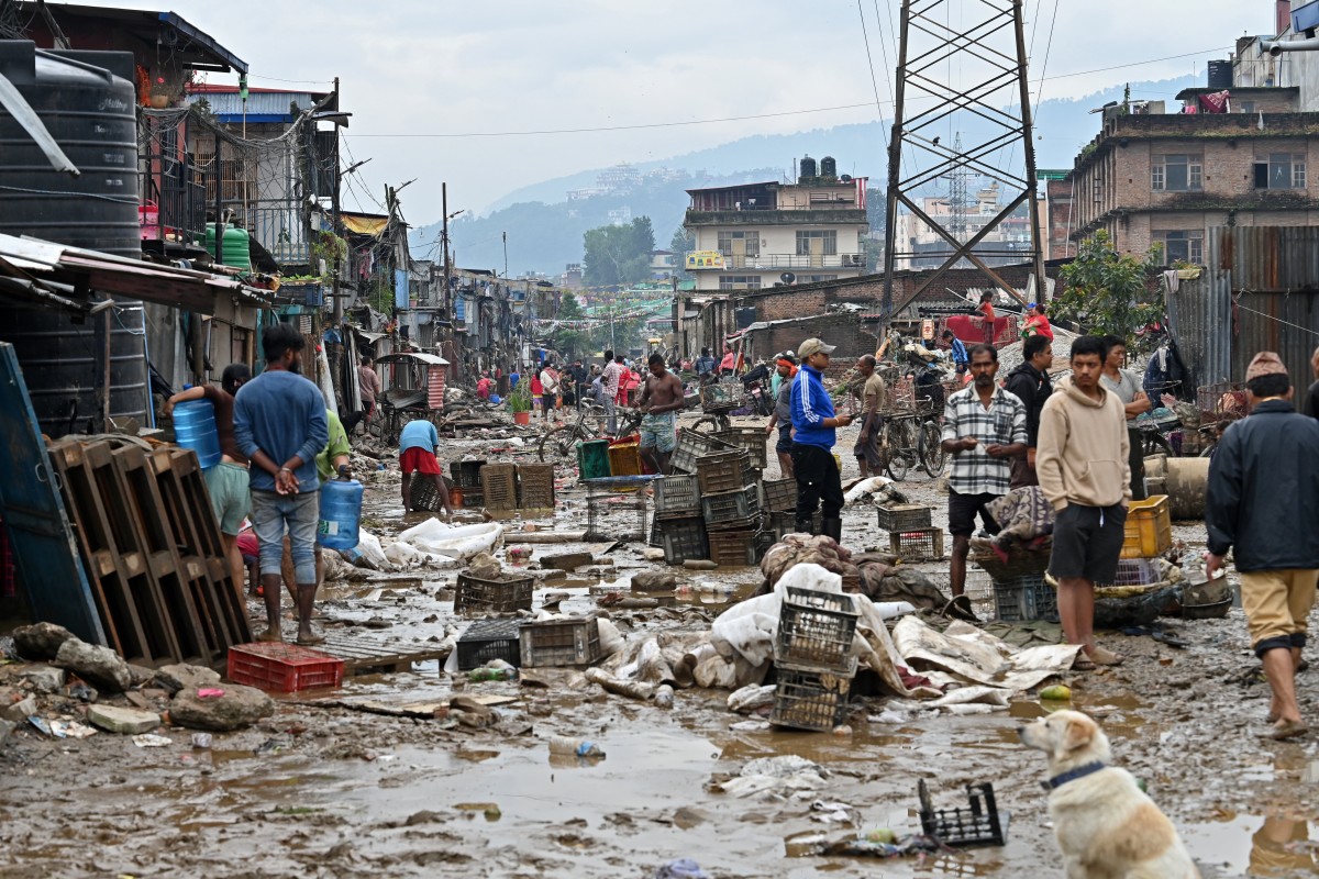 Nepal surveys flood damage as death toll reaches 192