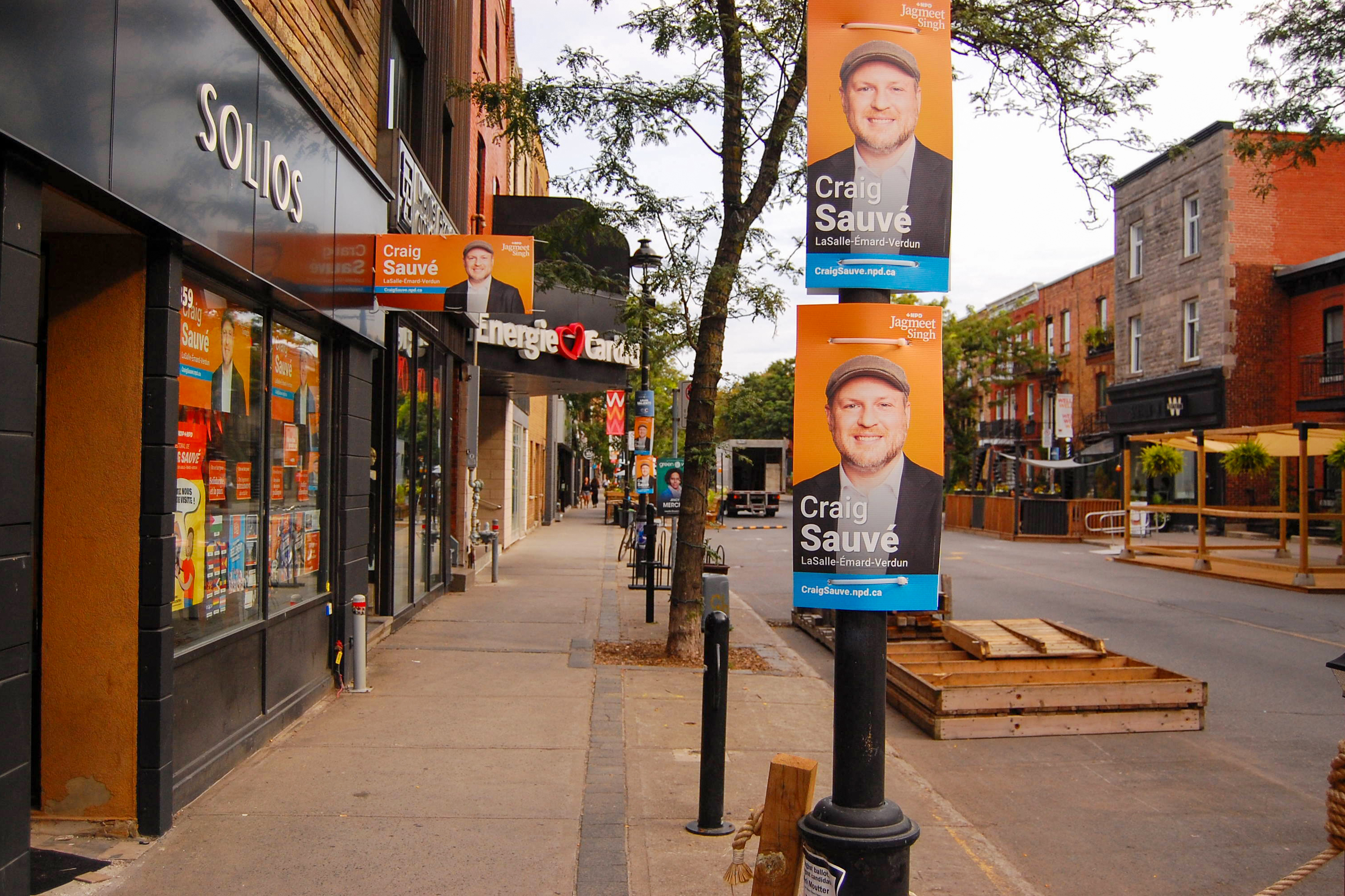 A view of NDP candidate Craig Sauve’s campaign office on Wellington Street in Montreal, Canada, before the by-election