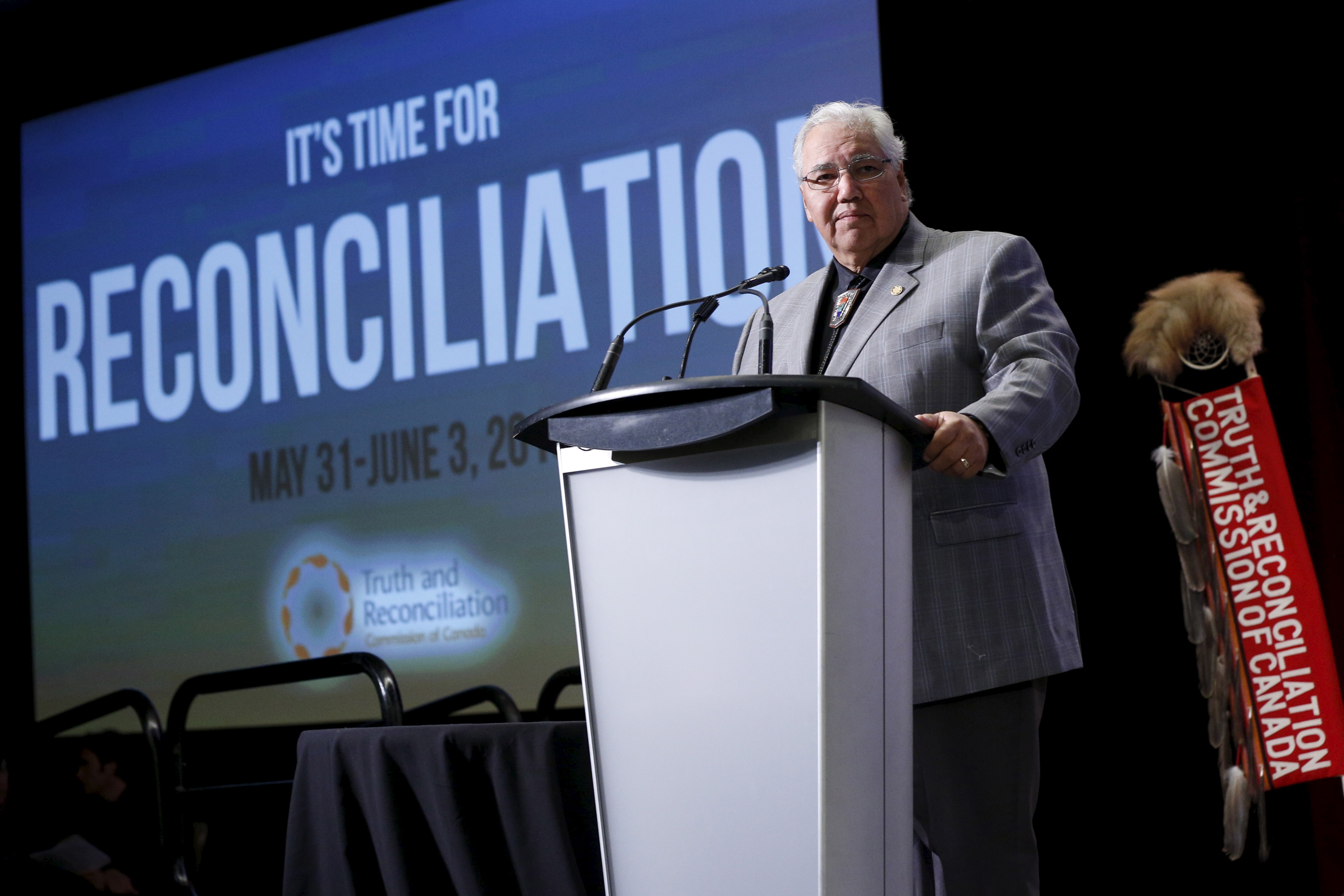 Sinclair speaks at a Truth and Reconciliation Commission of Canada event in 2015