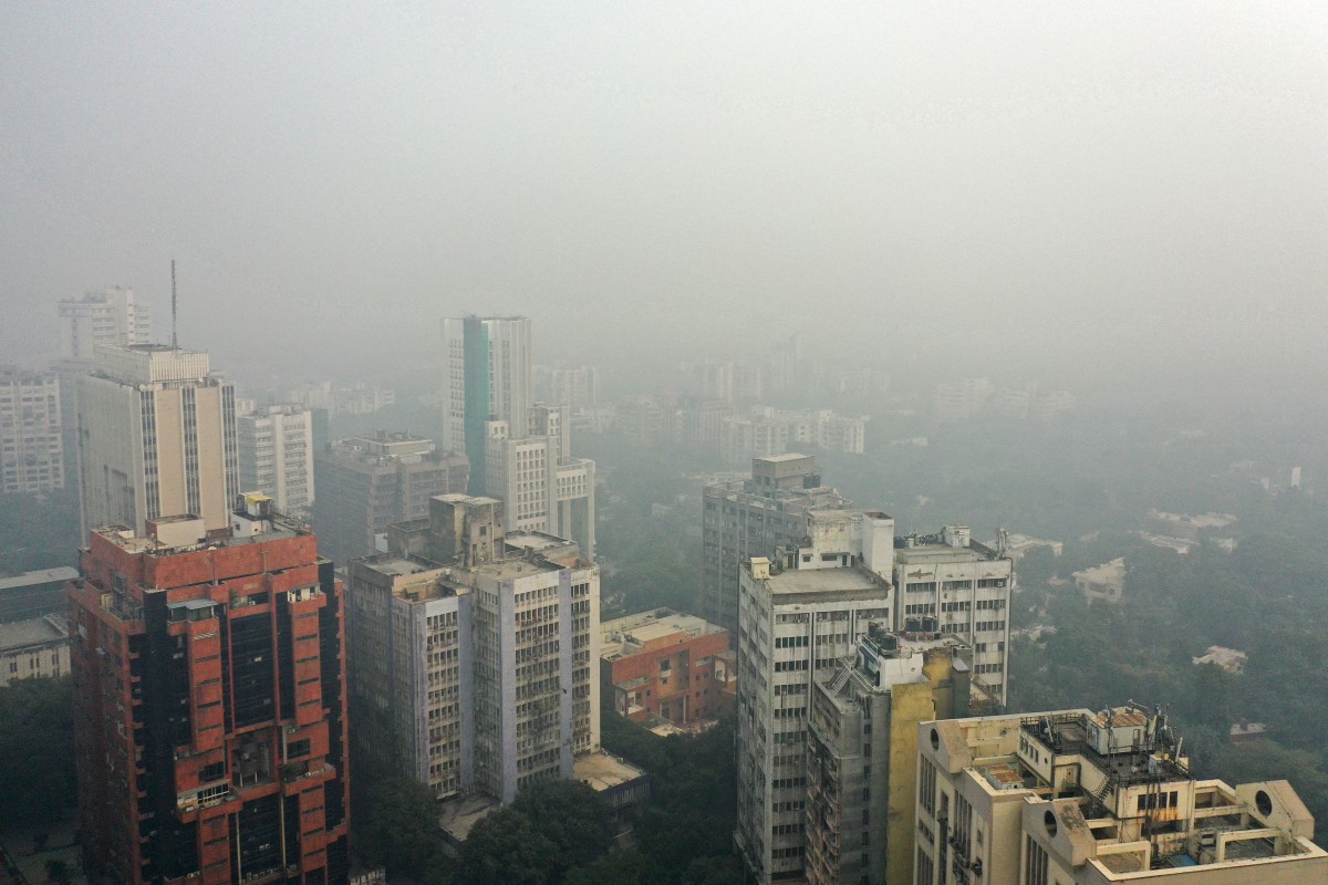 Shrouded in smog, Delhi pollution reading is the highest this year