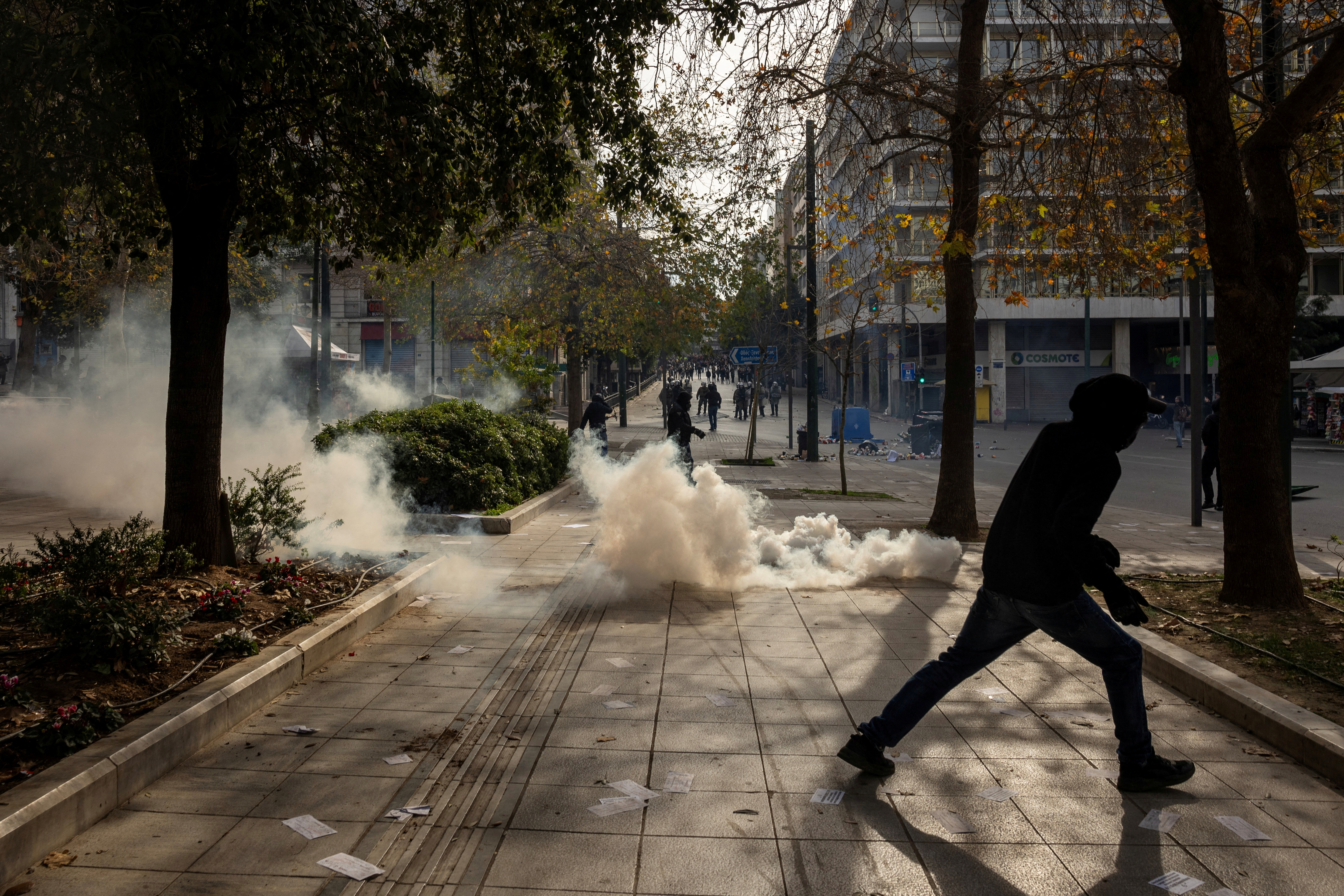 Protesters clash with riot police in Greece