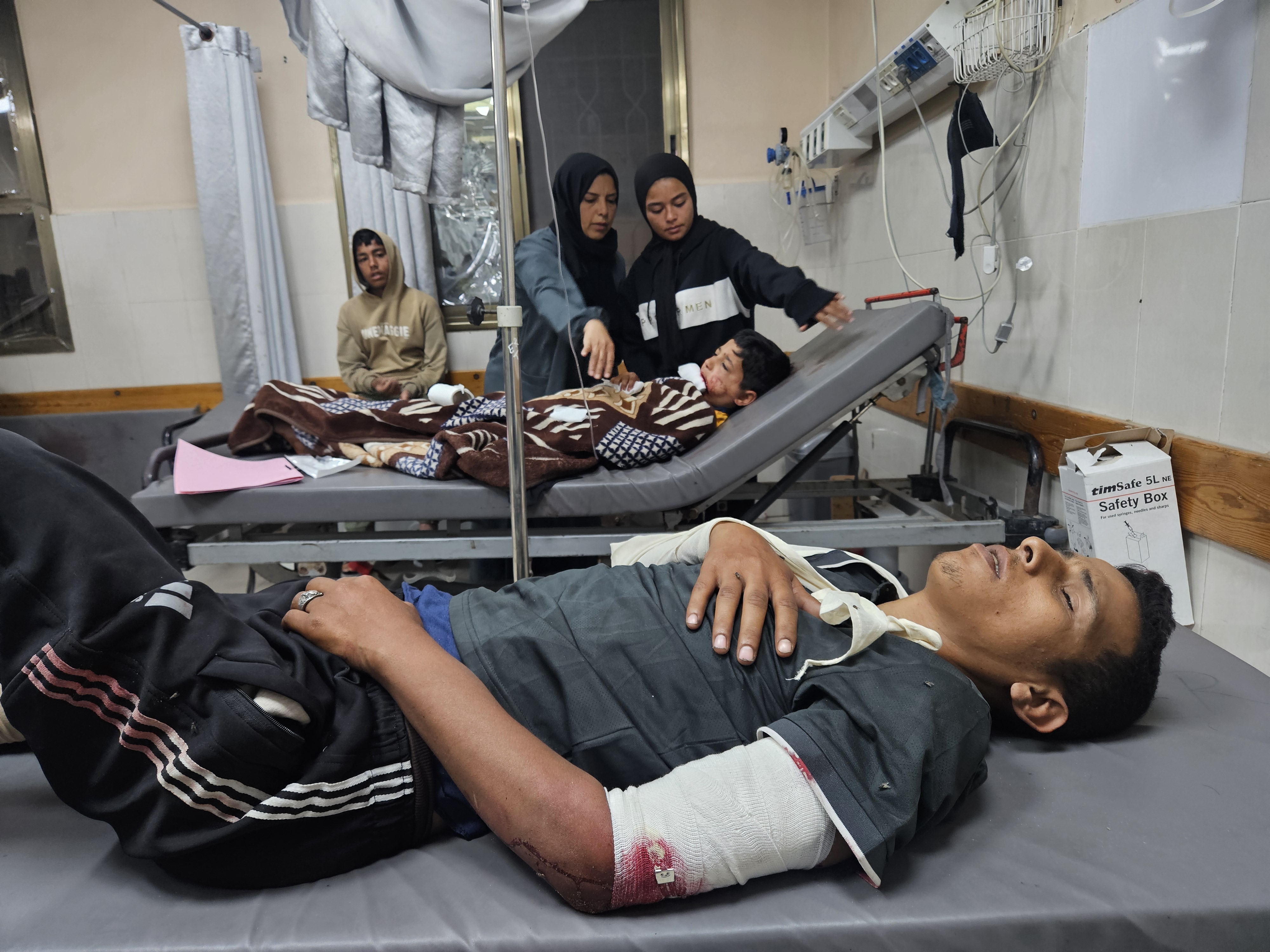 Wounded people, including children, are brought to Nasser Hospital following an Israeli attack on displaced Palestinians’ tents in Khan Younis, Gaza, on April 23, 2025