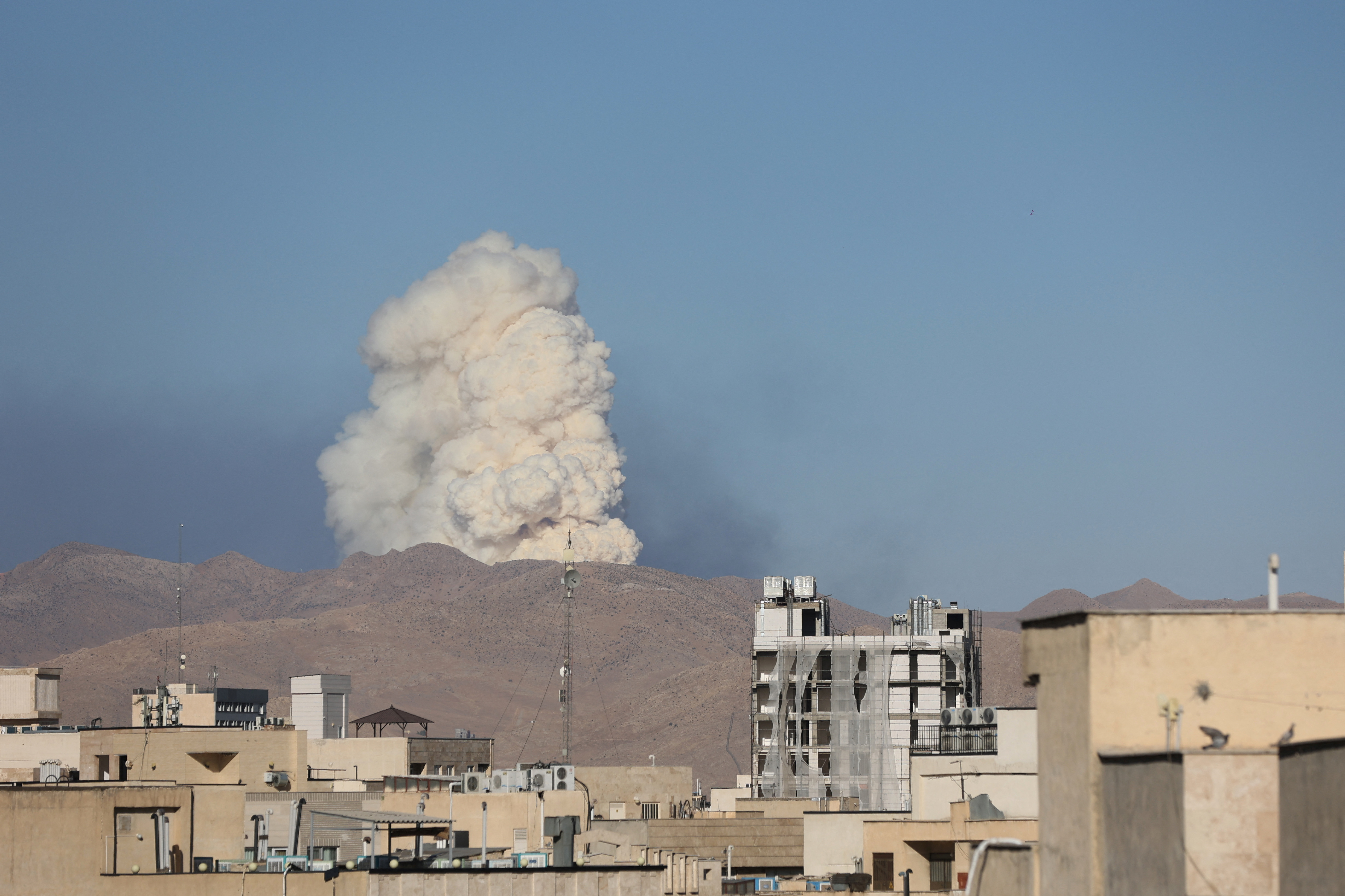 Smoke rises following an Israeli attack in Tehran, Iran, June 18, 2025. Majid Asgaripour/WANA (West Asia News Agency) via REUTERS ATTENTION EDITORS - THIS PICTURE WAS PROVIDED BY A THIRD PARTY