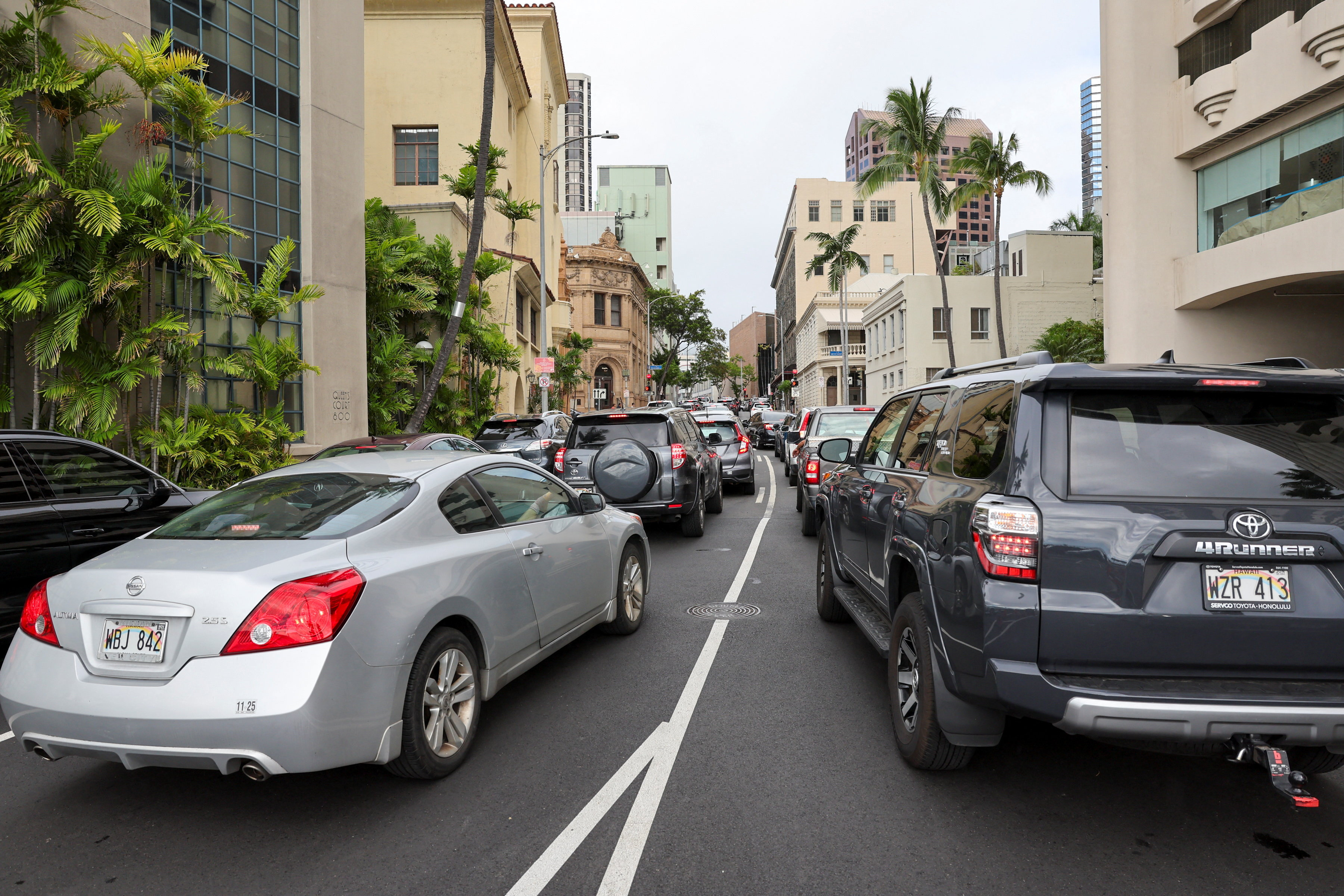 Traffic builds on Bethel Street heading north in downtown Honolulu after authorities warned residents of the possibility of destructive tsunami waves, following an earthquake which earlier struck off Russia's Far Eastern Kamchatka Peninsula, in Honolulu, Hawaii, U.S. July 29, 2025. REUTERS/Marco Garcia