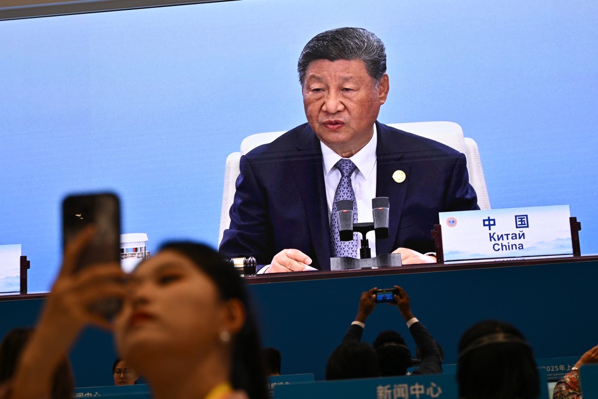 Xi