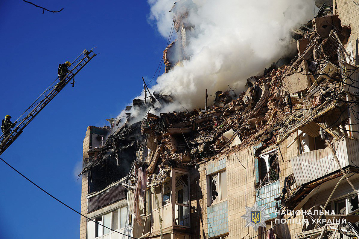 Devastating Russian assault kills 26 in western Ukraine
