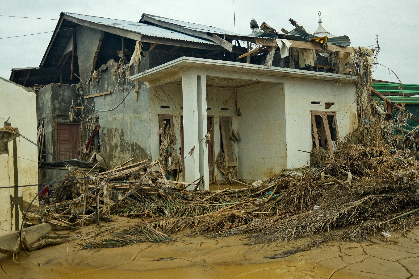 Access to Aceh Tamiang had previously been cut off for several days, with roads damaged and blocked by debris.