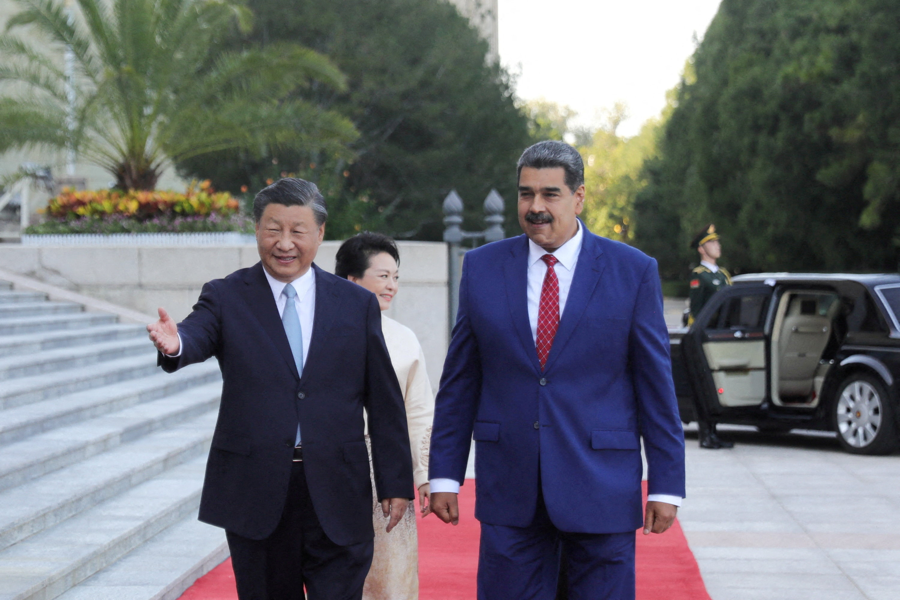 FILE PHOTO: China's President Xi Jinping and Venezuela's President Nicolas Maduro take part in a welcoming ceremony at the Great Hall of the People, in Beijing, China September 13, 2023. Miraflores Palace/Handout via REUTERS THIS IMAGE HAS BEEN SUPPLIED BY A THIRD PARTY./File Photo