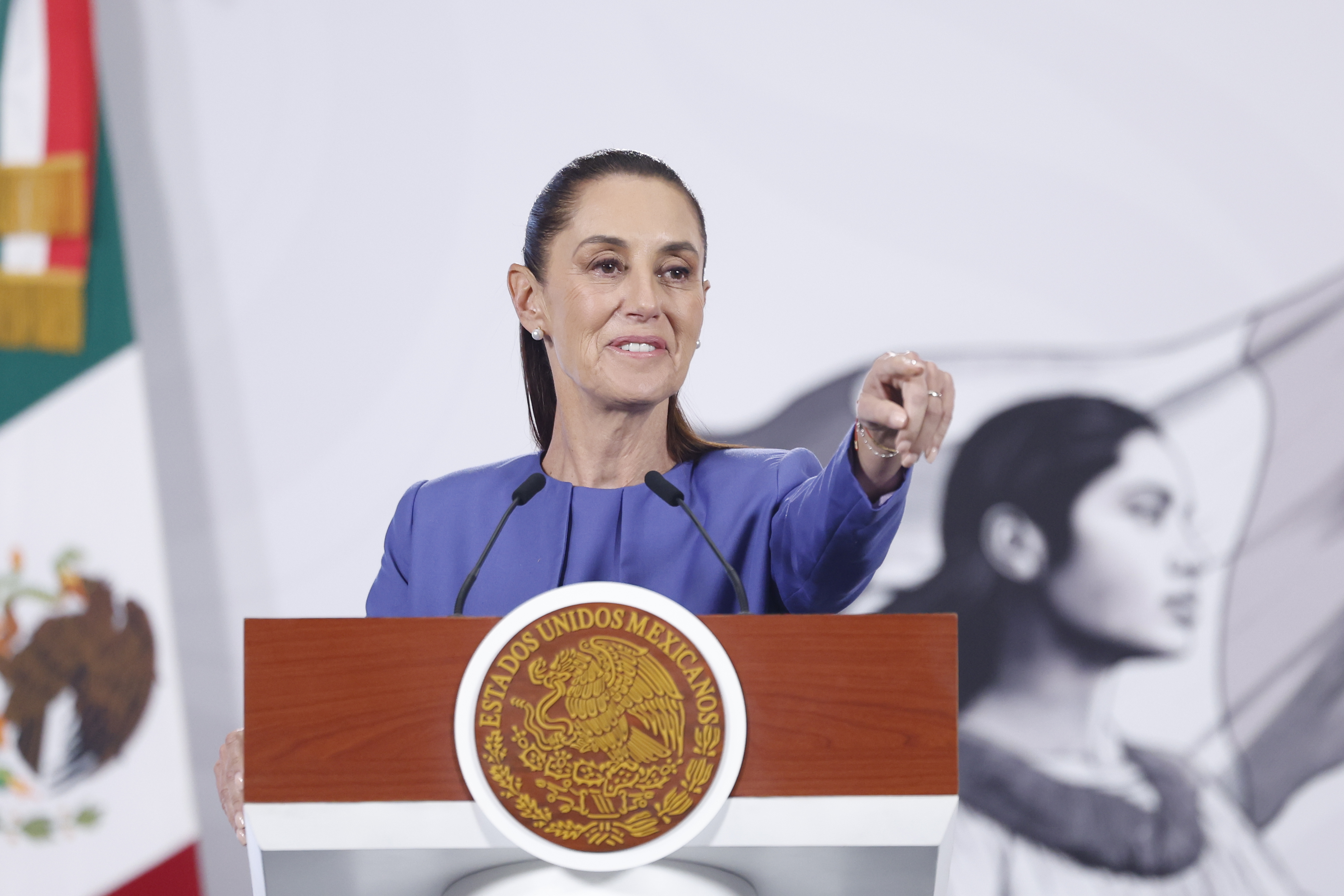 epa12848746 Mexican President Claudia Sheinbaum speaks during a press conference in Mexico City, Mexico, 25 March 2026. Sheinbaum confirmed that the country maintains its support for the candidacy of former Chilean President Bachelet (2006–2010 and 2014–2018) to lead the UN, despite the withdrawal of support by the Chilean government led by far-right President Kast. EPA/Sashenka Gutierrez