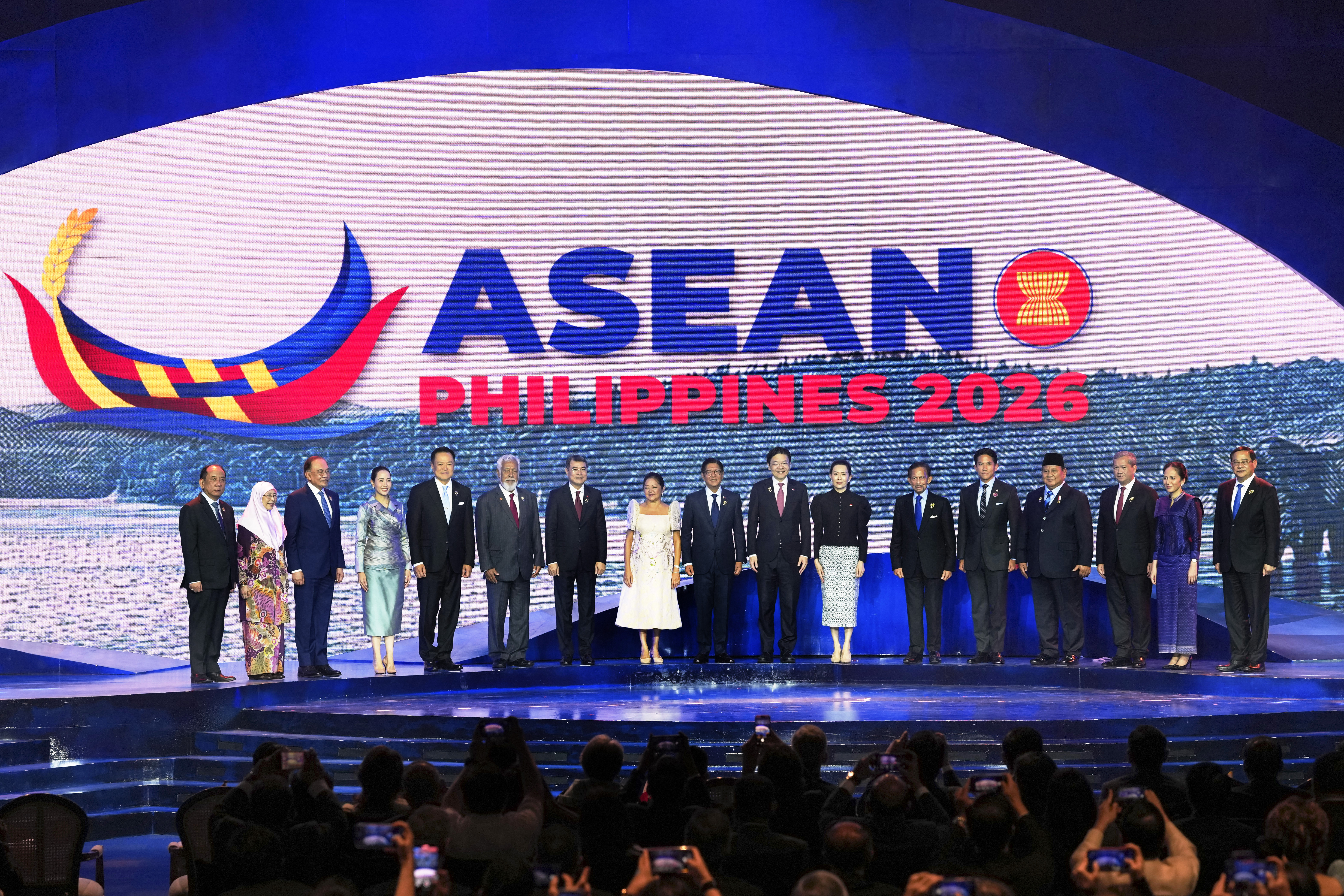 ASEAN leaders pose for a group photo during a welcome ceremony for the 48th Association of Southeast Asian Nations (ASEAN) summit in Cebu, central Philippines