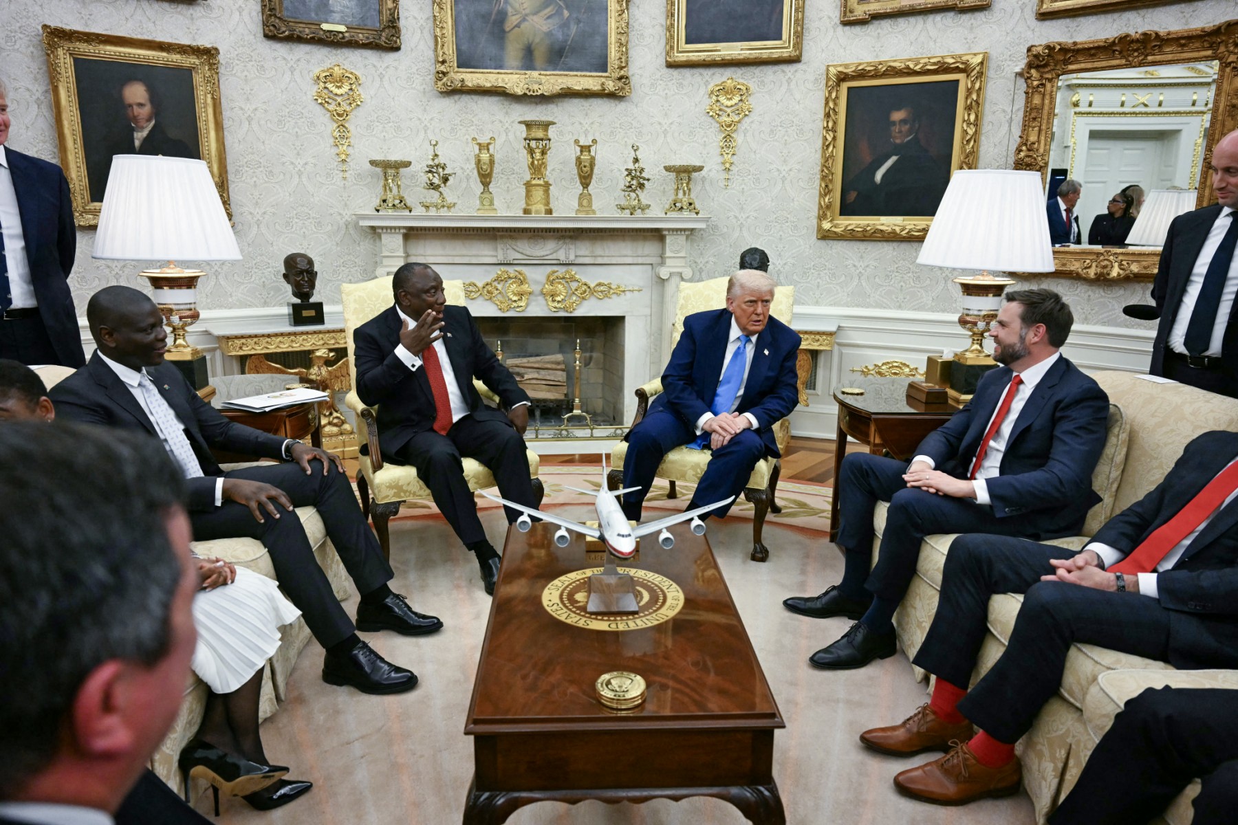 US President Donald Trump meets with South African President Cyril Ramaphosa in the Oval Office