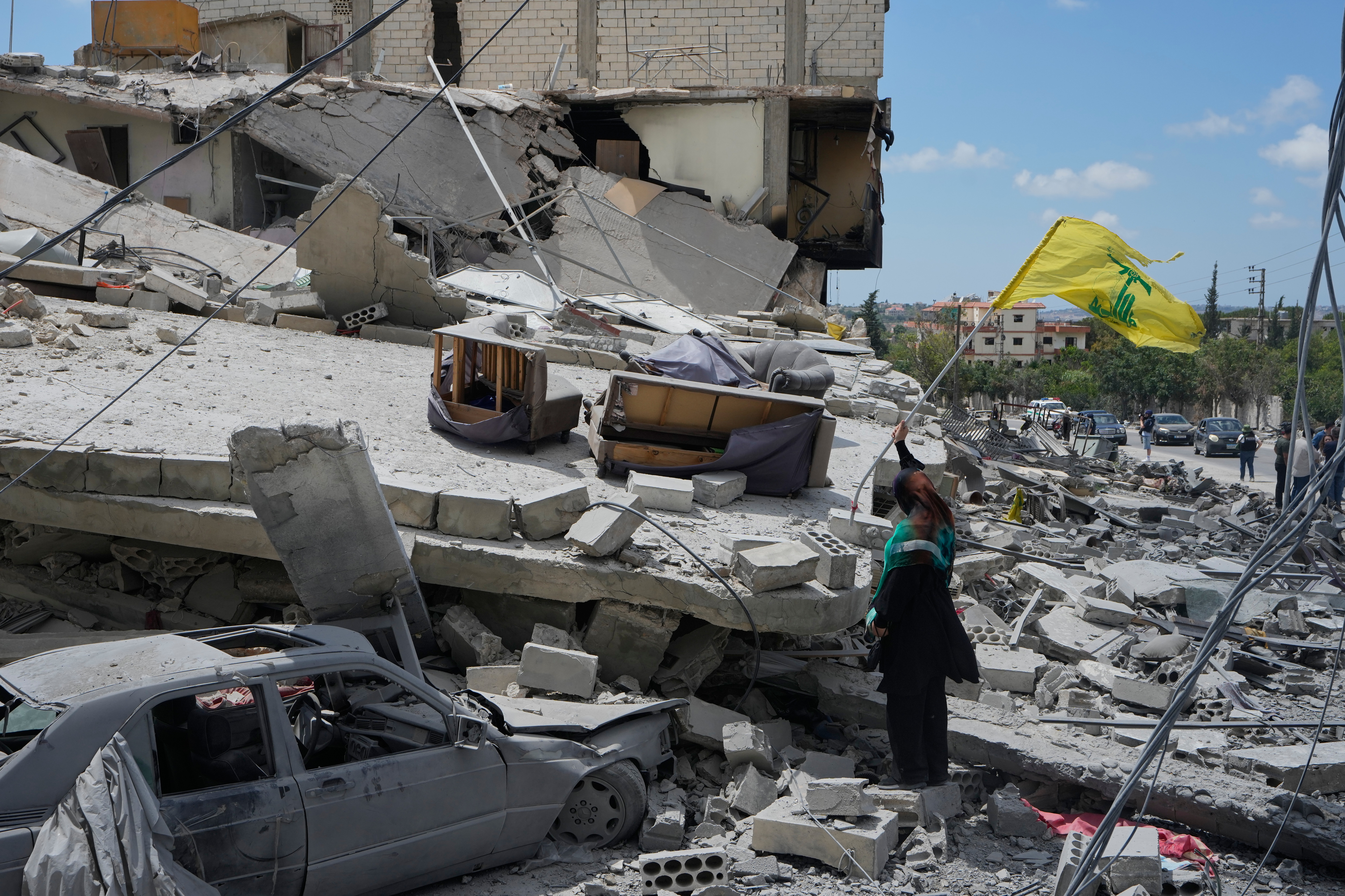 Families return to shattered towns as fragile ceasefire holds in Lebanon