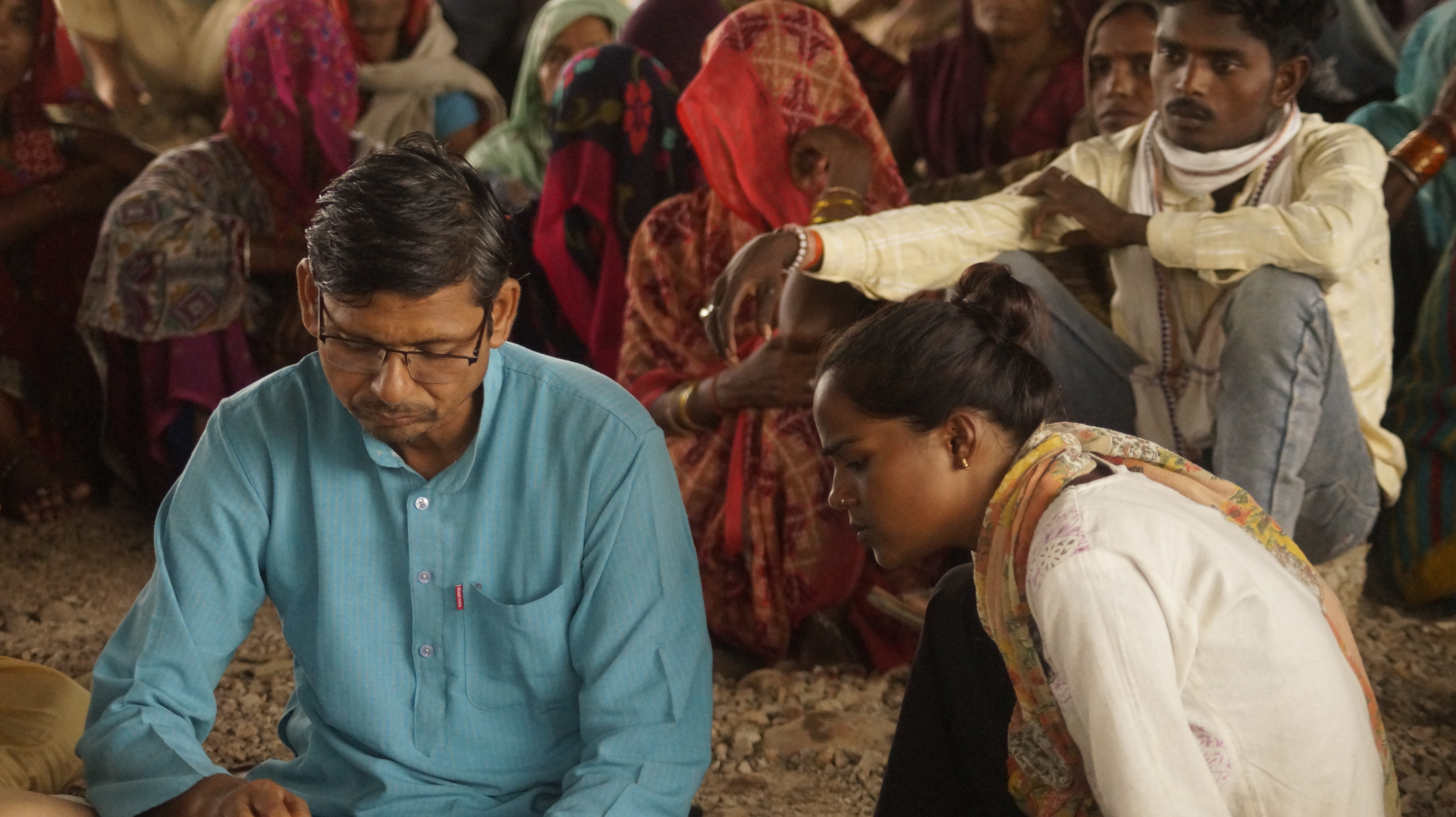Amit Bhatnagar (L), convenor of the farmers’ rights organisation Jai Kisan Sangathan